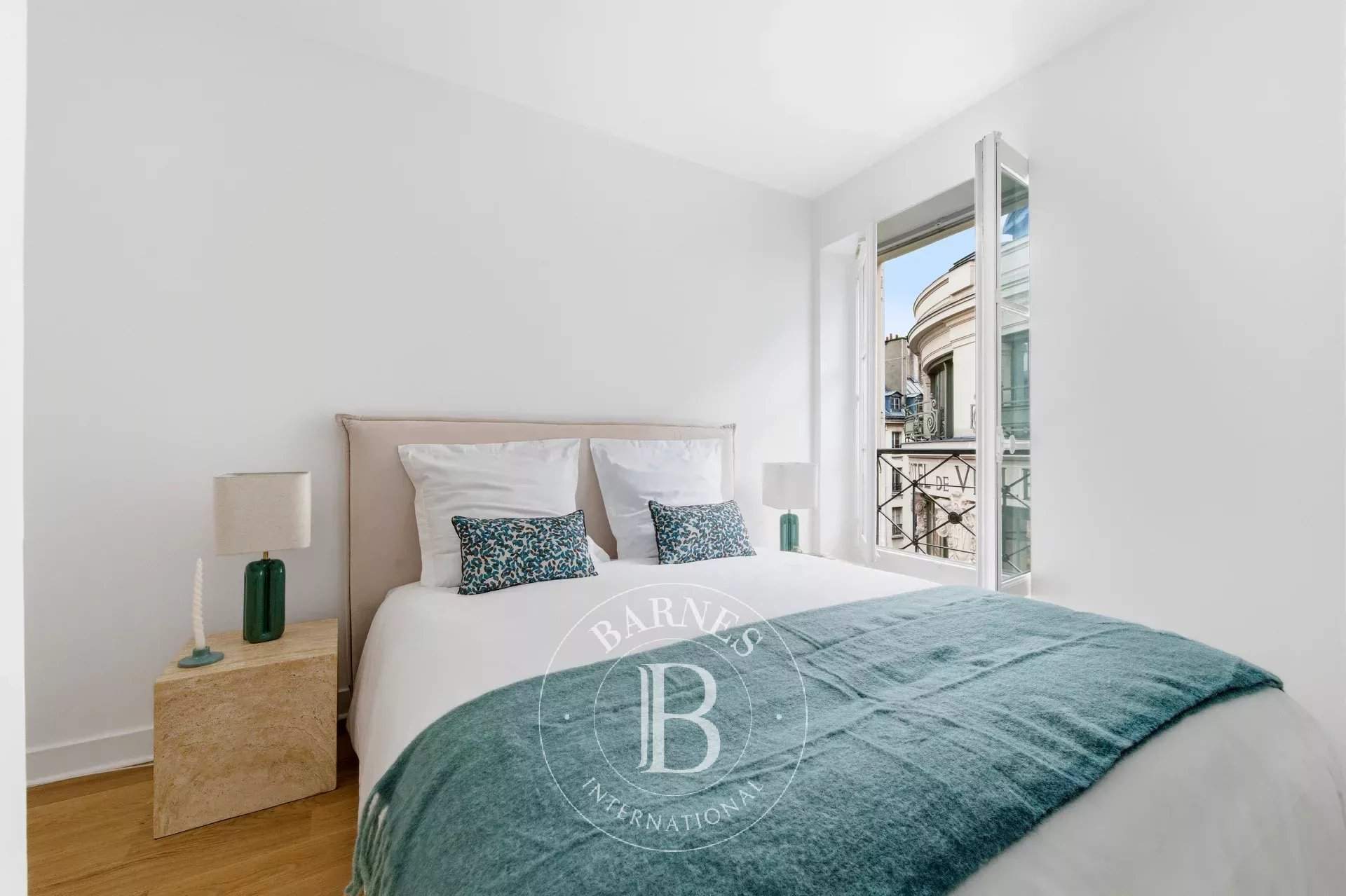 Paris  - Appartement 3 Pi&egrave;ces 2 Chambres - picture 11