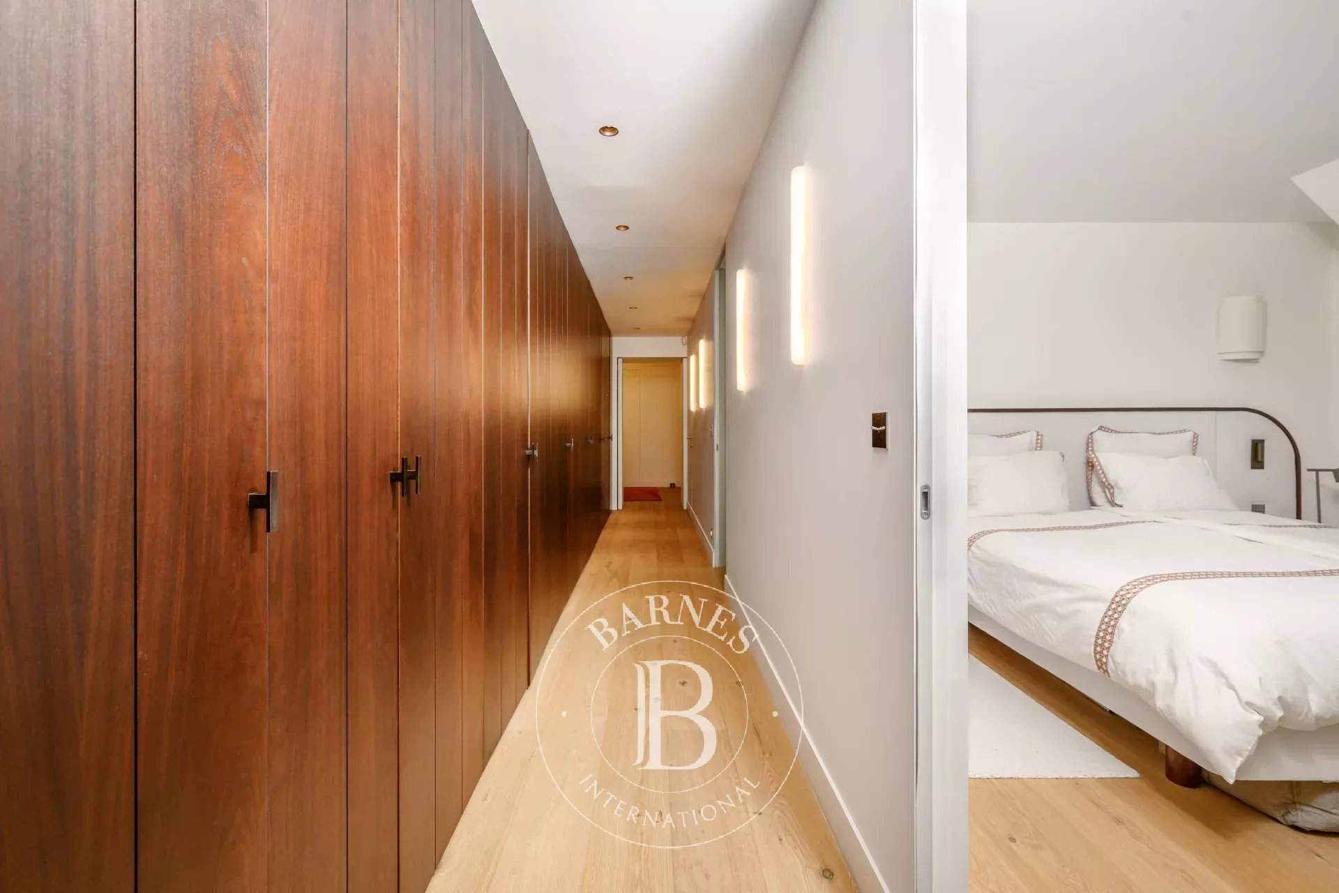 Paris  - Apartment 3 Bedrooms - picture 11