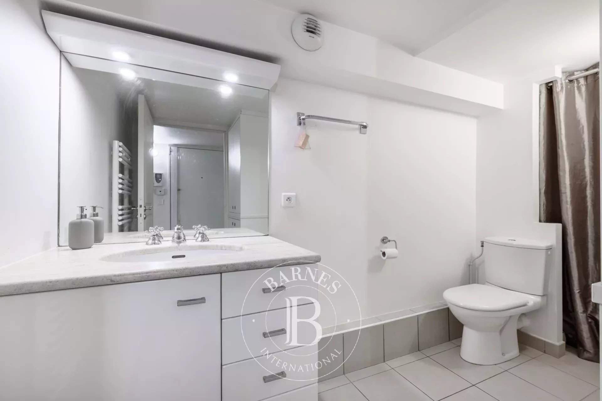 Paris  - Appartement 2 Pi&egrave;ces, 1 Chambre - picture 4