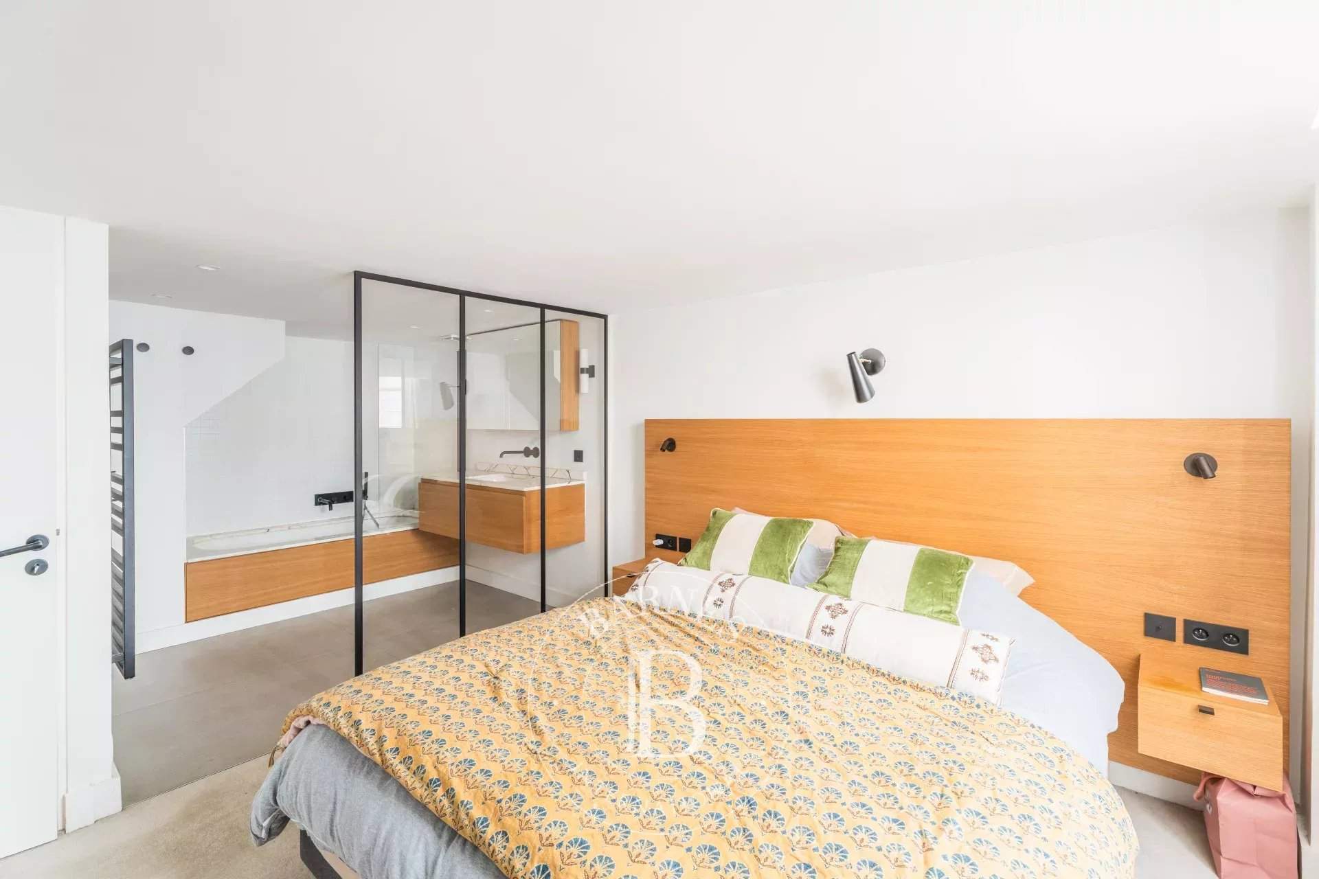 Paris  - Apartment 2 Bedrooms - picture 14