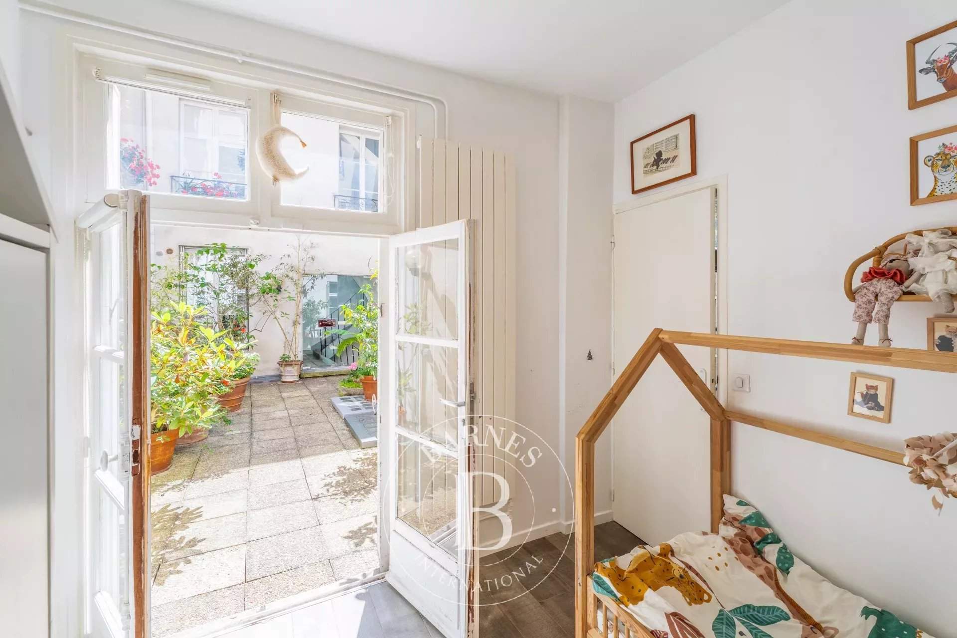 Paris  - Apartment 2 Bedrooms - picture 12