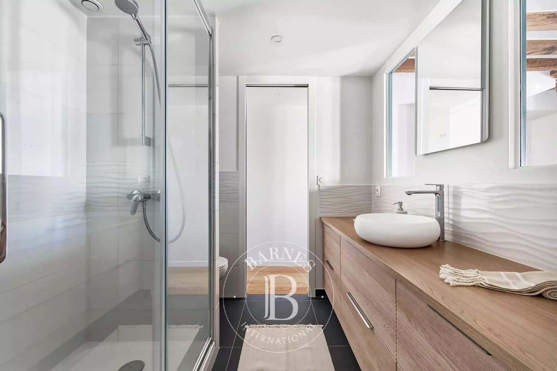 Paris  - Appartement 4 Pi&egrave;ces 2 Chambres - picture 12