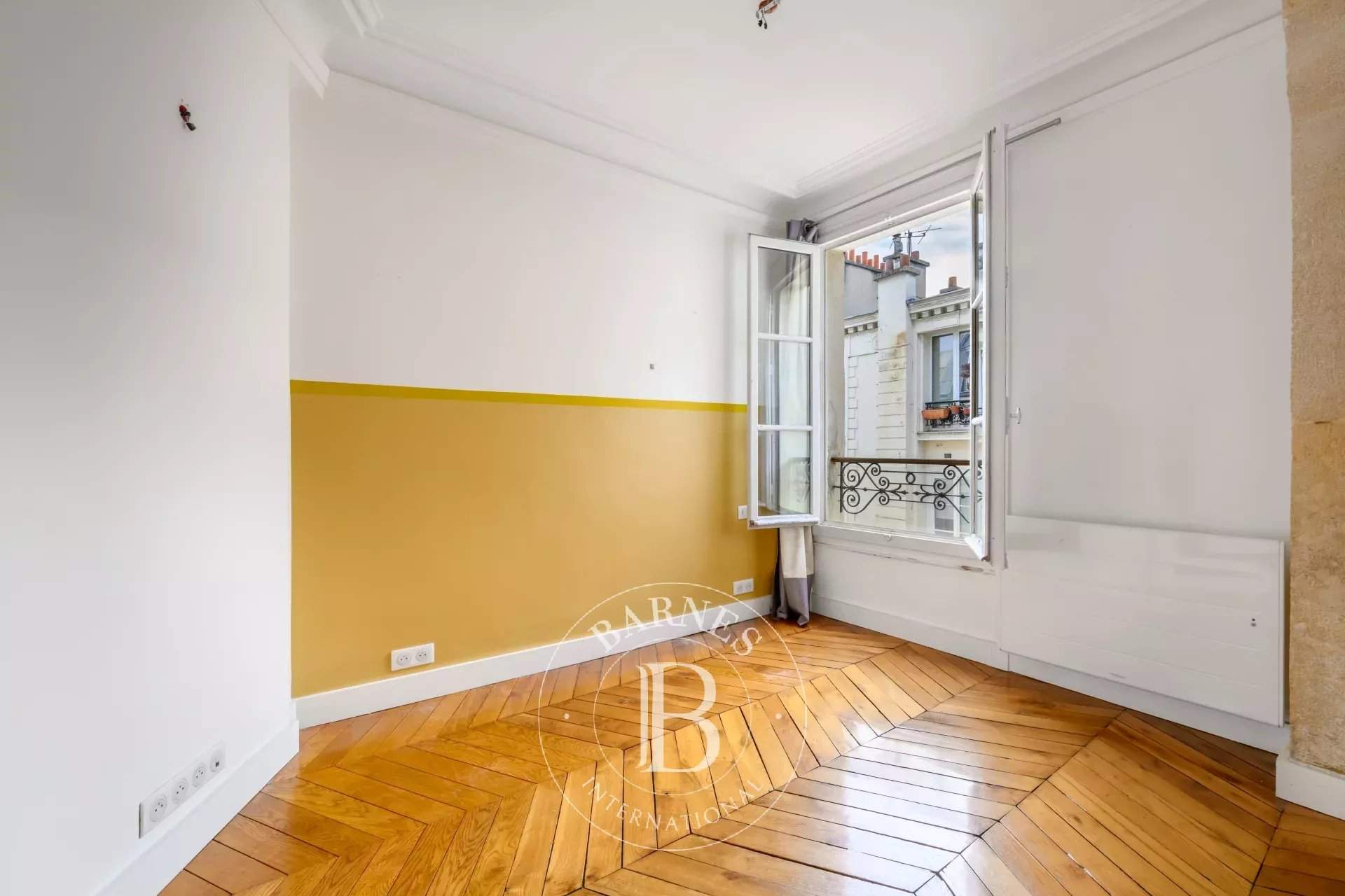 Paris  - Apartment 2 Bedrooms - picture 9