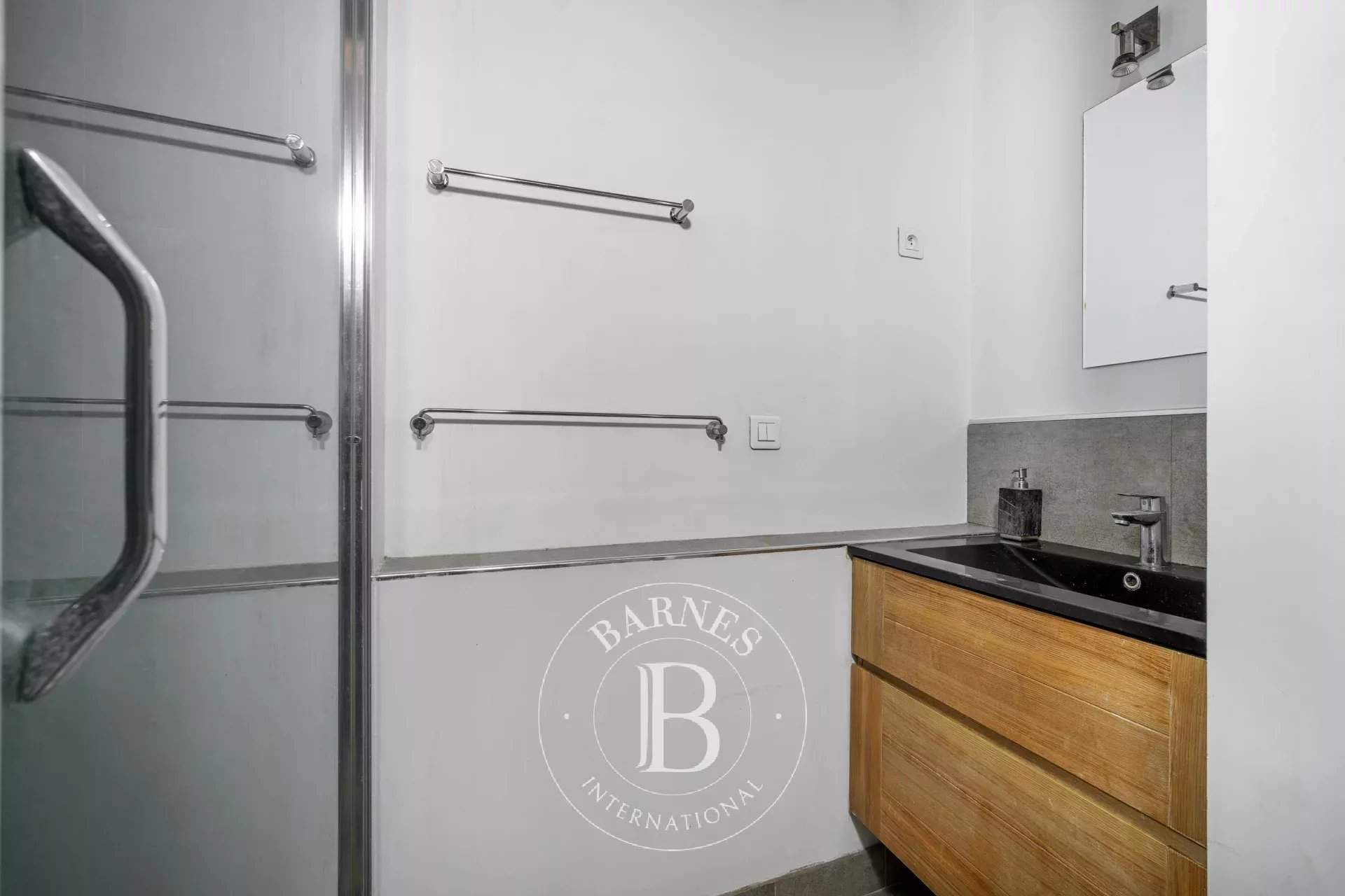 Paris  - Apartment 1 Bedroom - picture 9