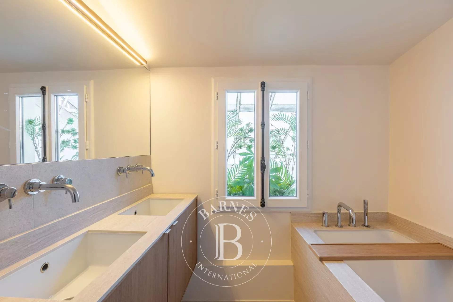 Paris  - Appartement 4 Pi&egrave;ces 2 Chambres - picture 20