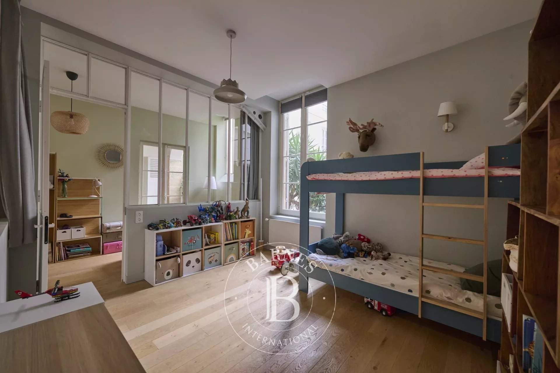 Paris  - Apartment 3 Bedrooms - picture 13