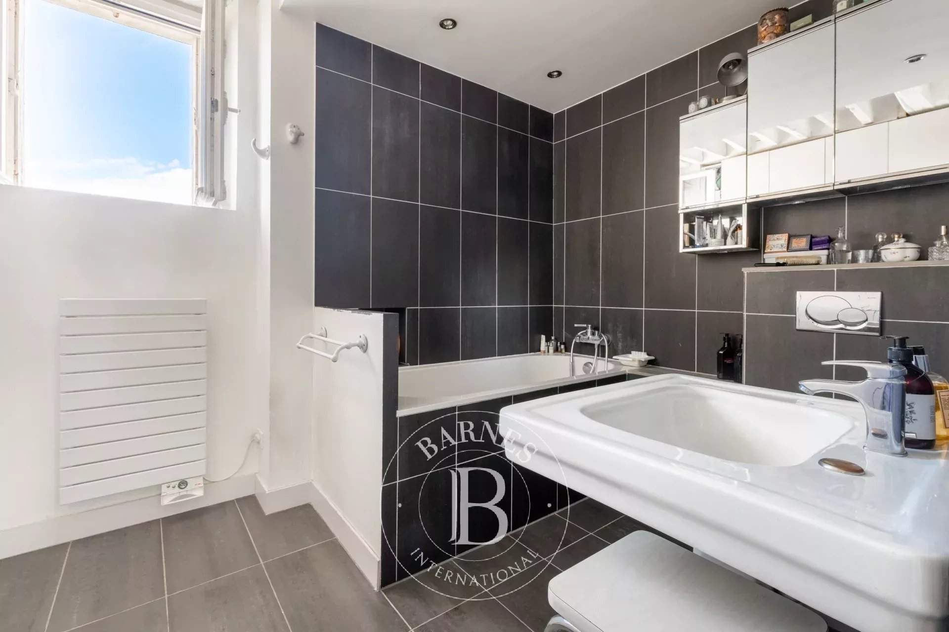 Paris  - Appartement 4 Pi&egrave;ces 3 Chambres - picture 13