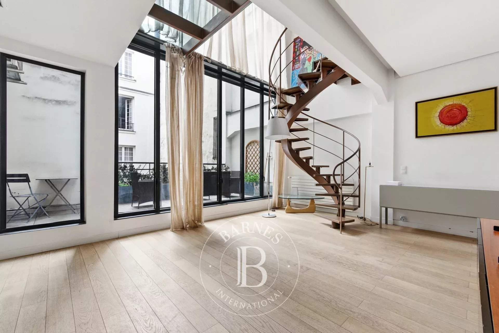 Paris  - Appartement 3 Pi&egrave;ces 2 Chambres - picture 1