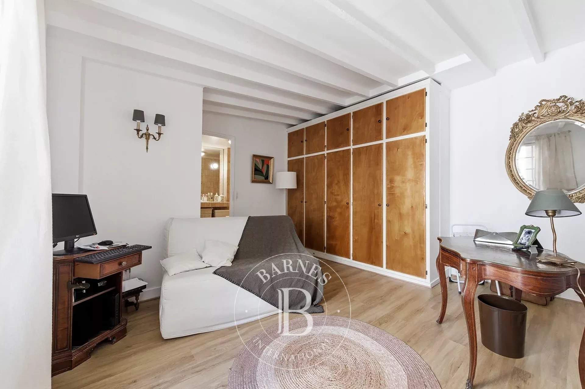 Paris  - Appartement 4 Pi&egrave;ces, 1 Chambre - picture 9