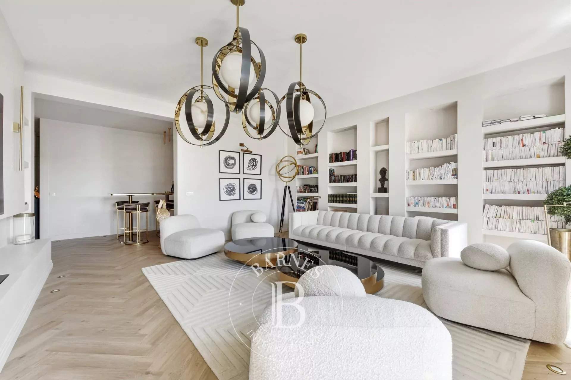 Paris  - Appartement 4 Pi&egrave;ces 3 Chambres - picture 9