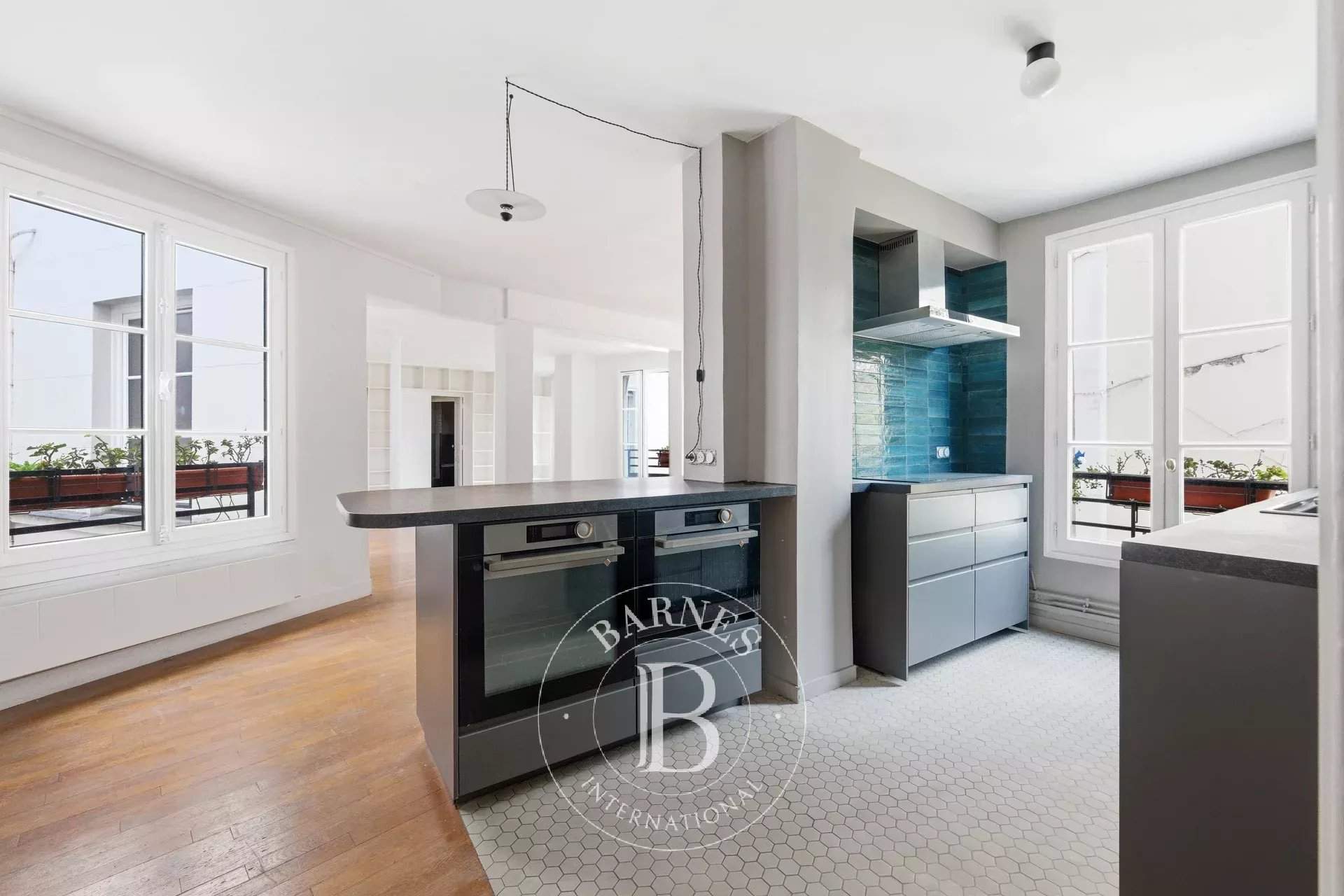 Paris  - Appartement 4 Pi&egrave;ces 3 Chambres - picture 8