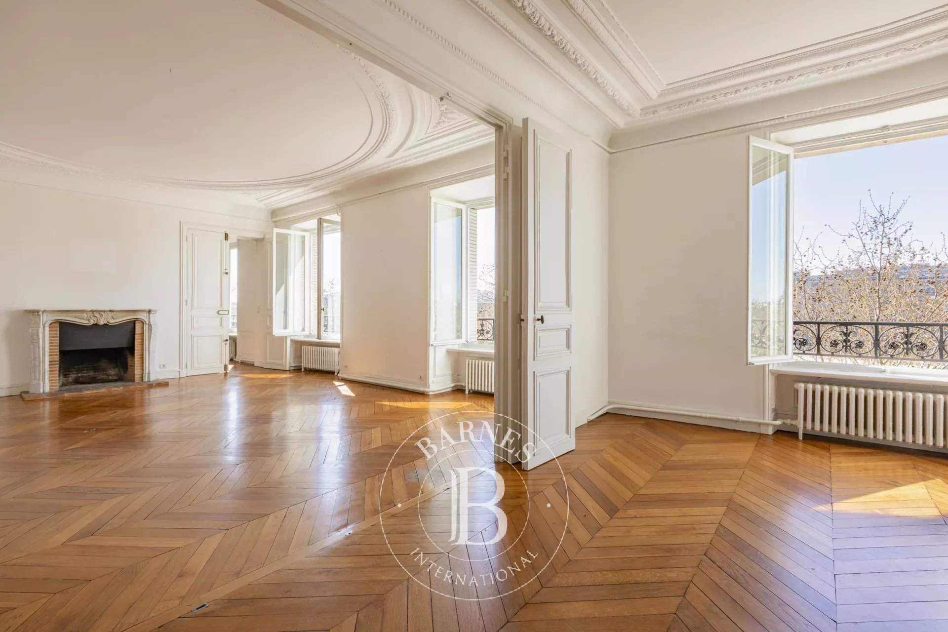 Paris  - Appartement 6 Pièces 4 Chambres - picture 1
