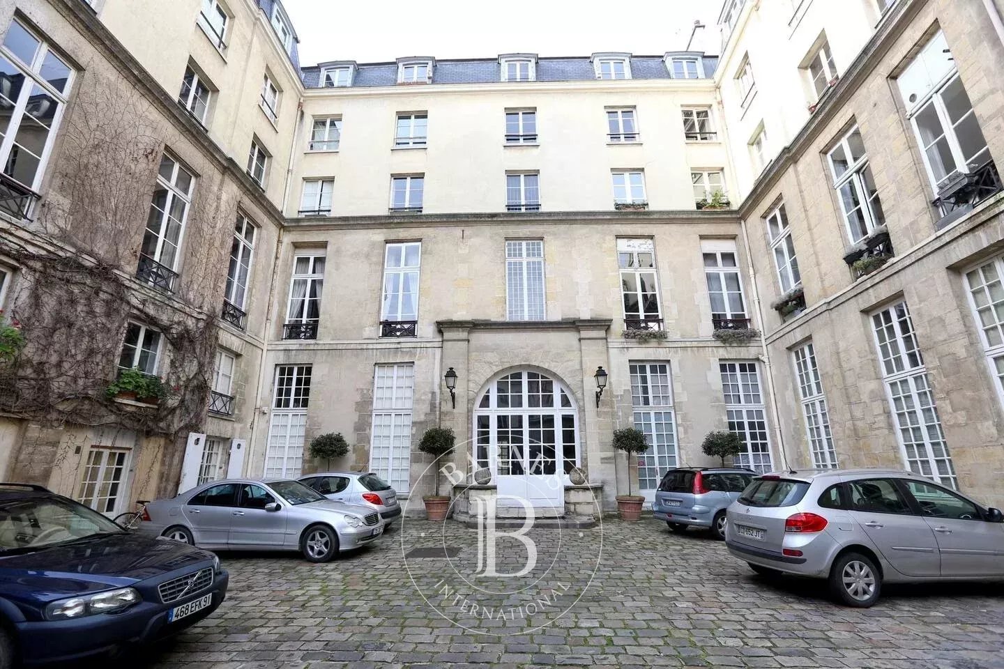 Paris  - Apartment 3 Bedrooms - picture 14