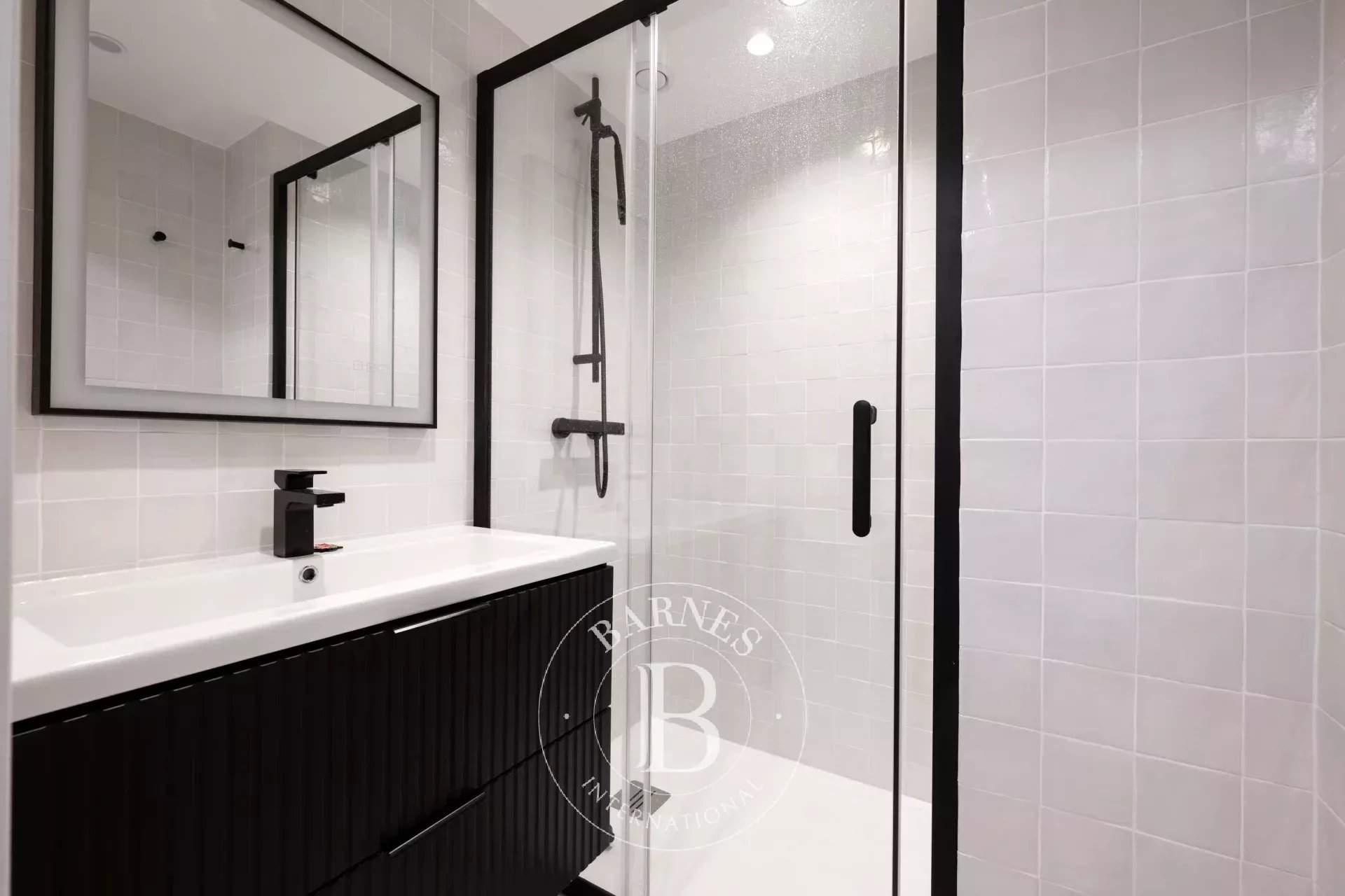 Paris  - Apartment 2 Bedrooms - picture 13