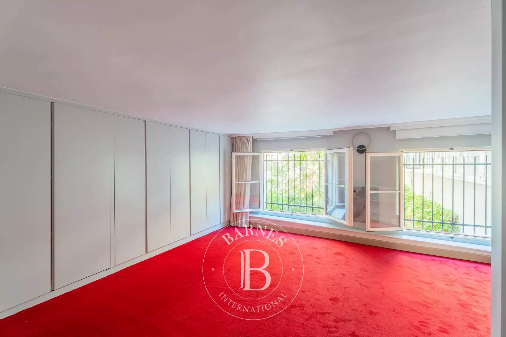 Paris  - Appartement 1 Pièce, 1 Chambre - picture 2