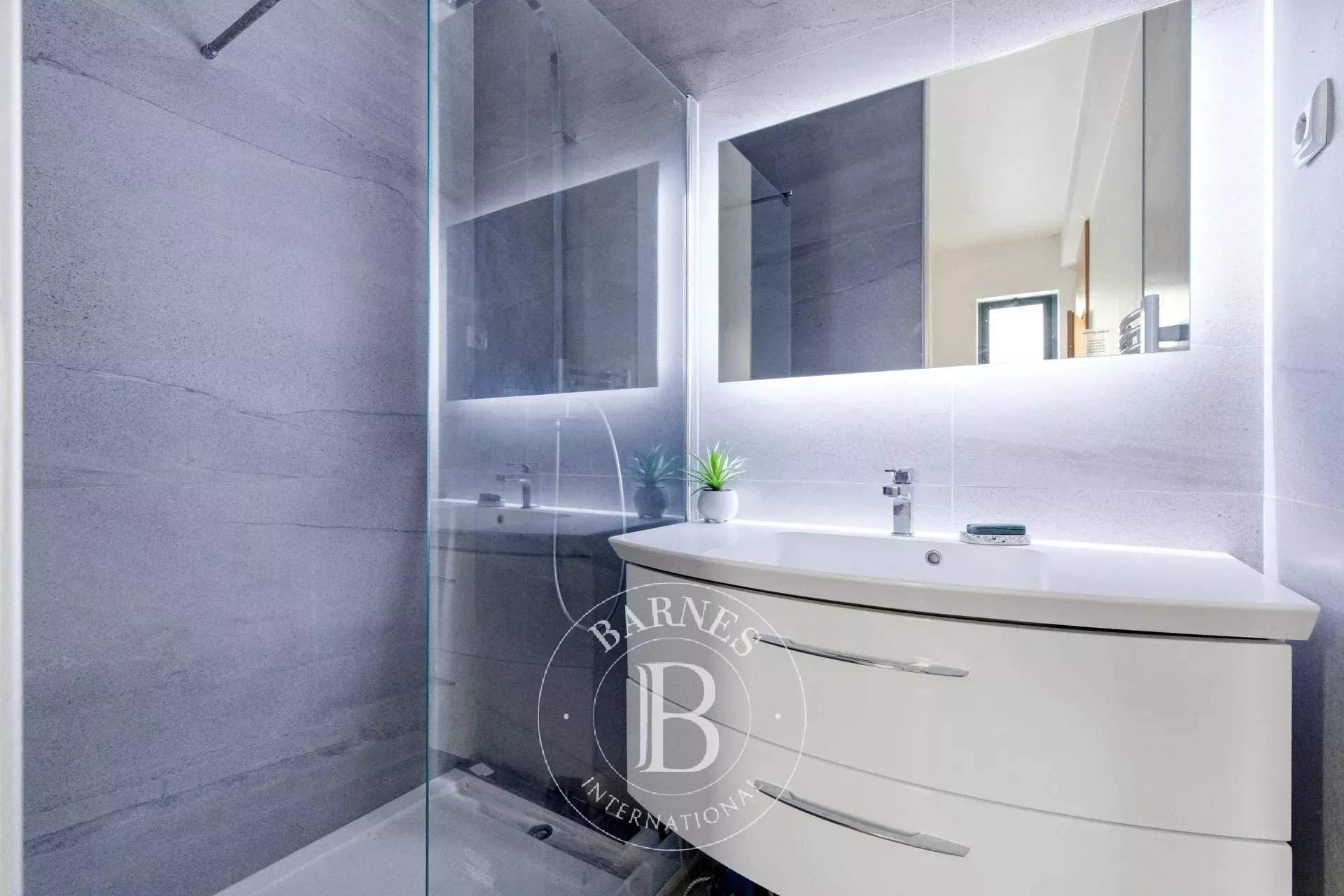 Paris  - Appartement 3 Pi&egrave;ces 2 Chambres - picture 15