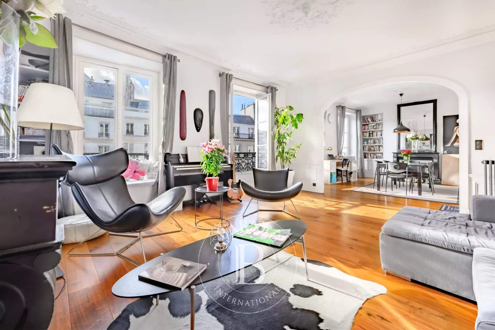 Paris  - Apartment 4 Bedrooms - picture 1