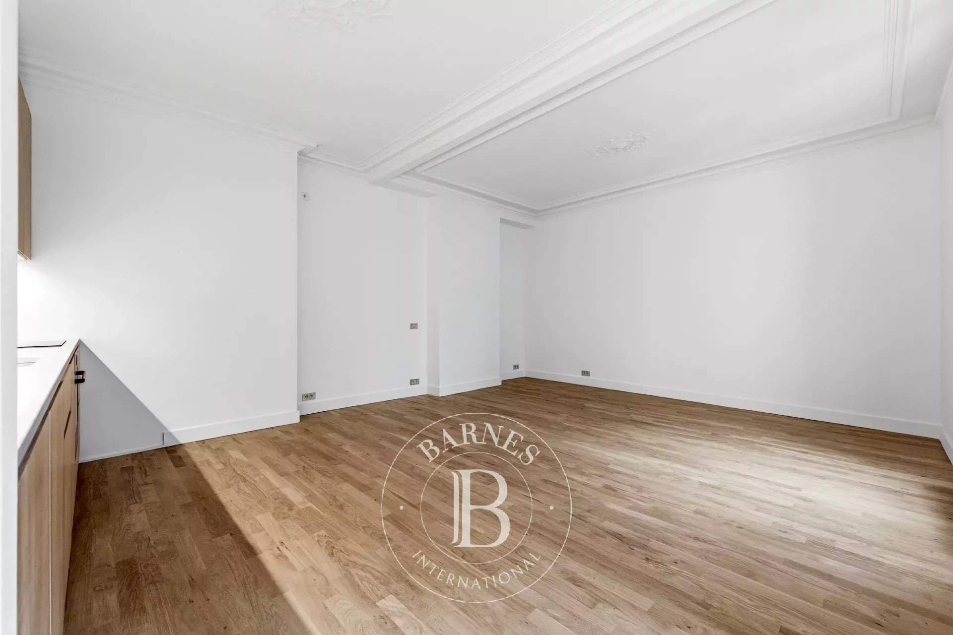 Paris  - Appartement 2 Pi&egrave;ces, 1 Chambre - picture 3