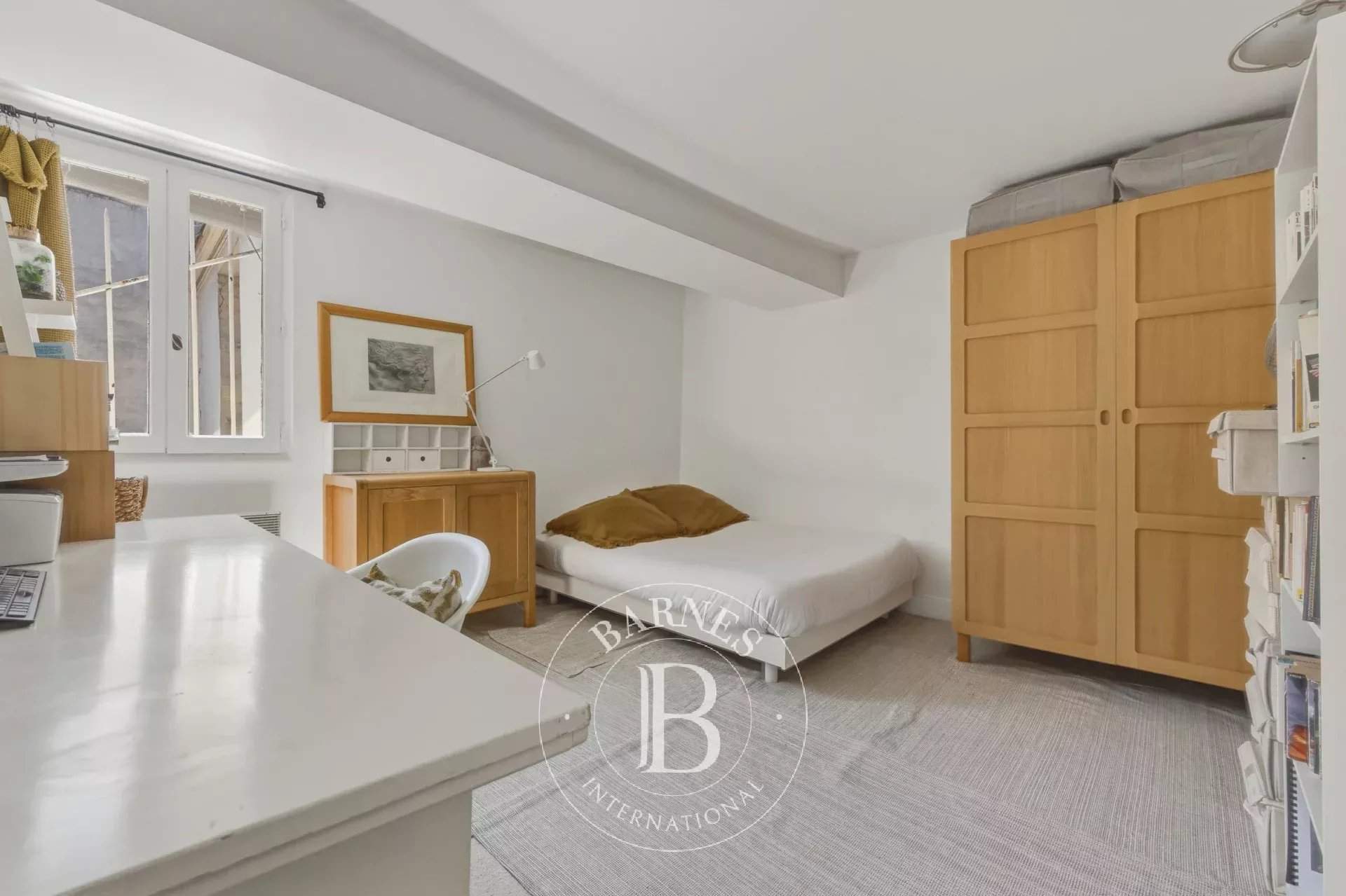 Paris  - Apartment 4 Bedrooms - picture 12