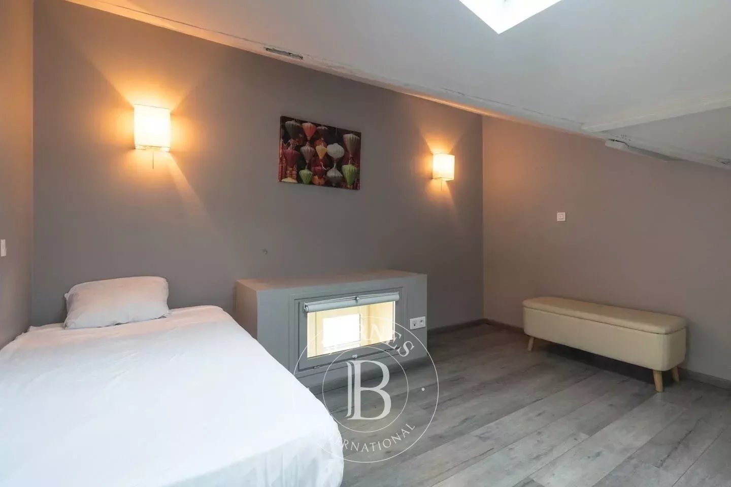 Paris  - Apartment 3 Bedrooms - picture 9