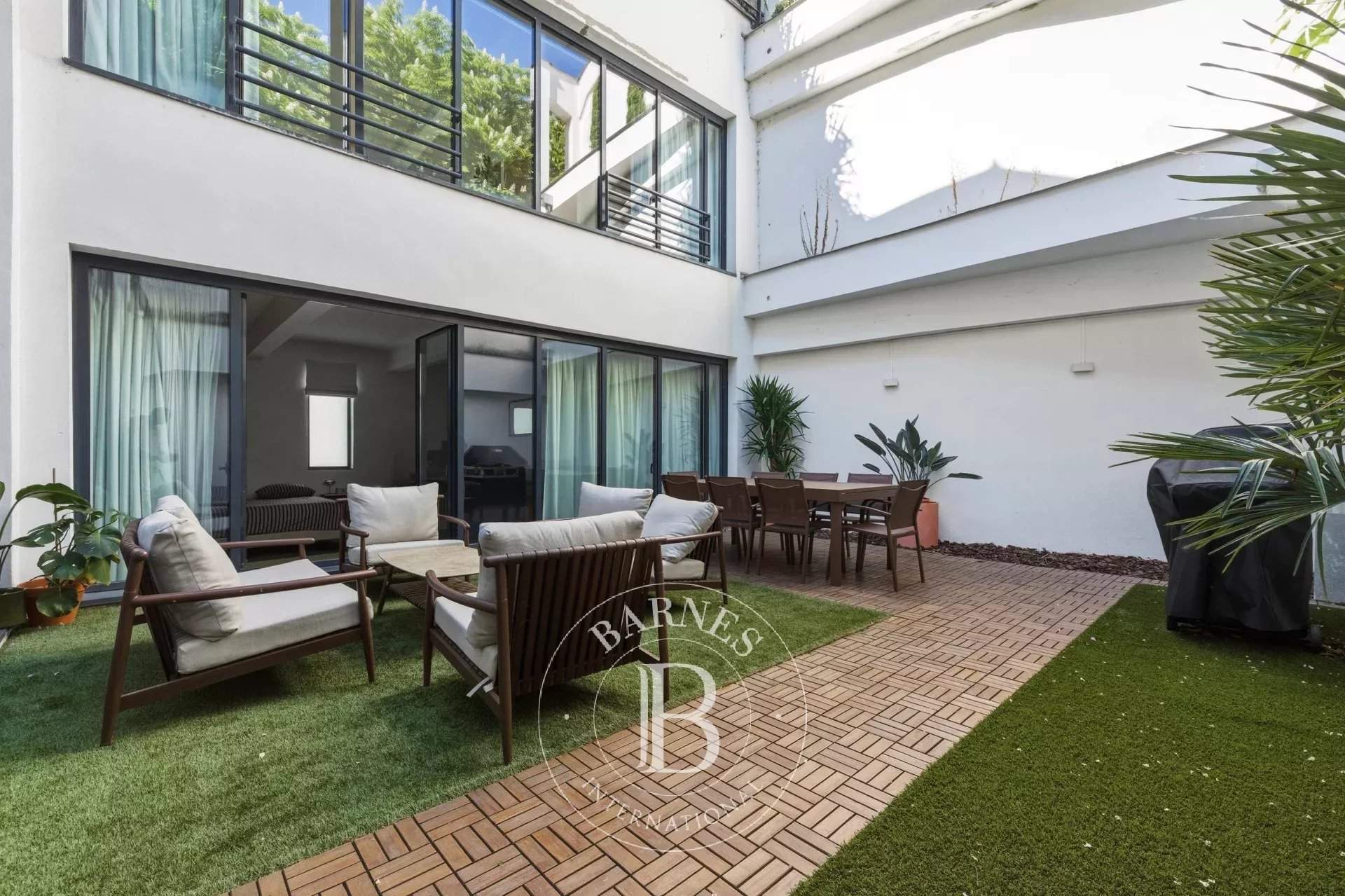 Paris  - Appartement 6 Pi&egrave;ces 3 Chambres - picture 10