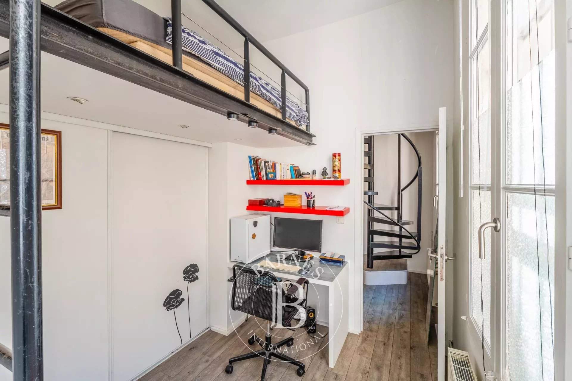 Paris  - Apartment 3 Bedrooms - picture 10