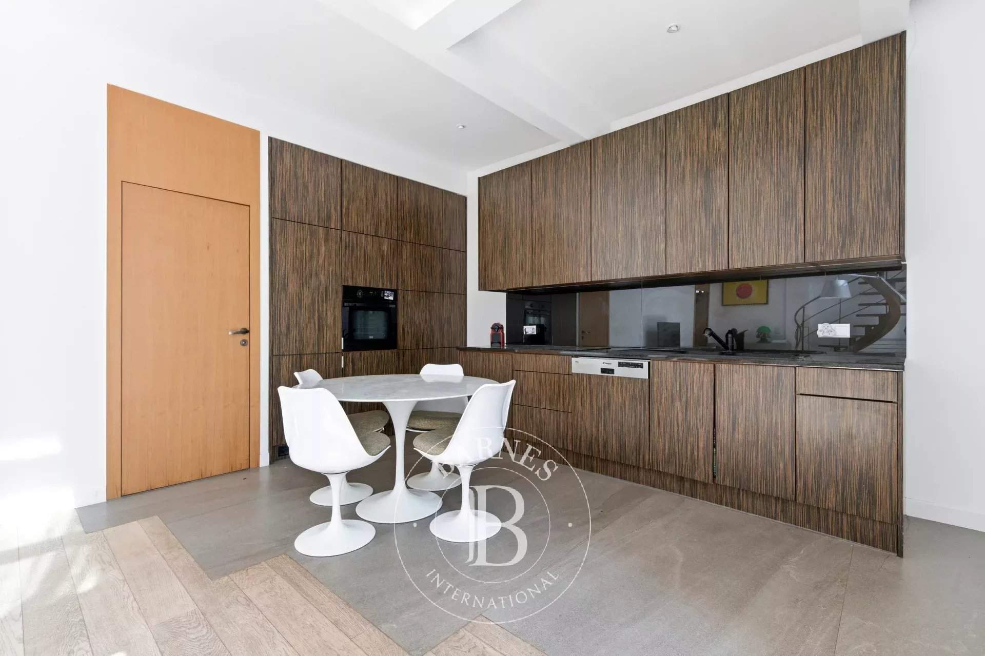 Paris  - Appartement 3 Pi&egrave;ces 2 Chambres - picture 7