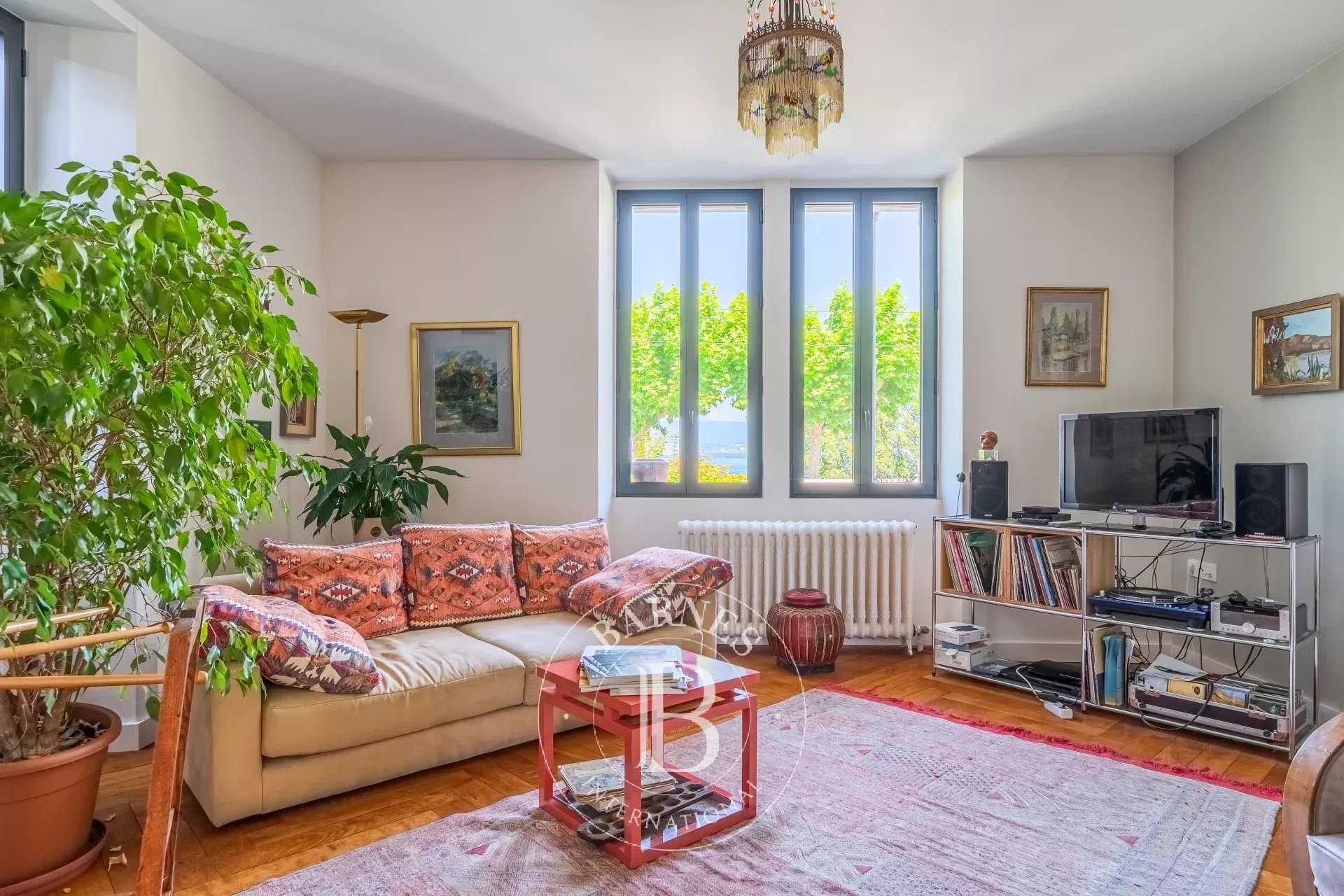Thonon-les-Bains  - Maison d'hôtes 12 Pi&egrave;ces 8 Chambres