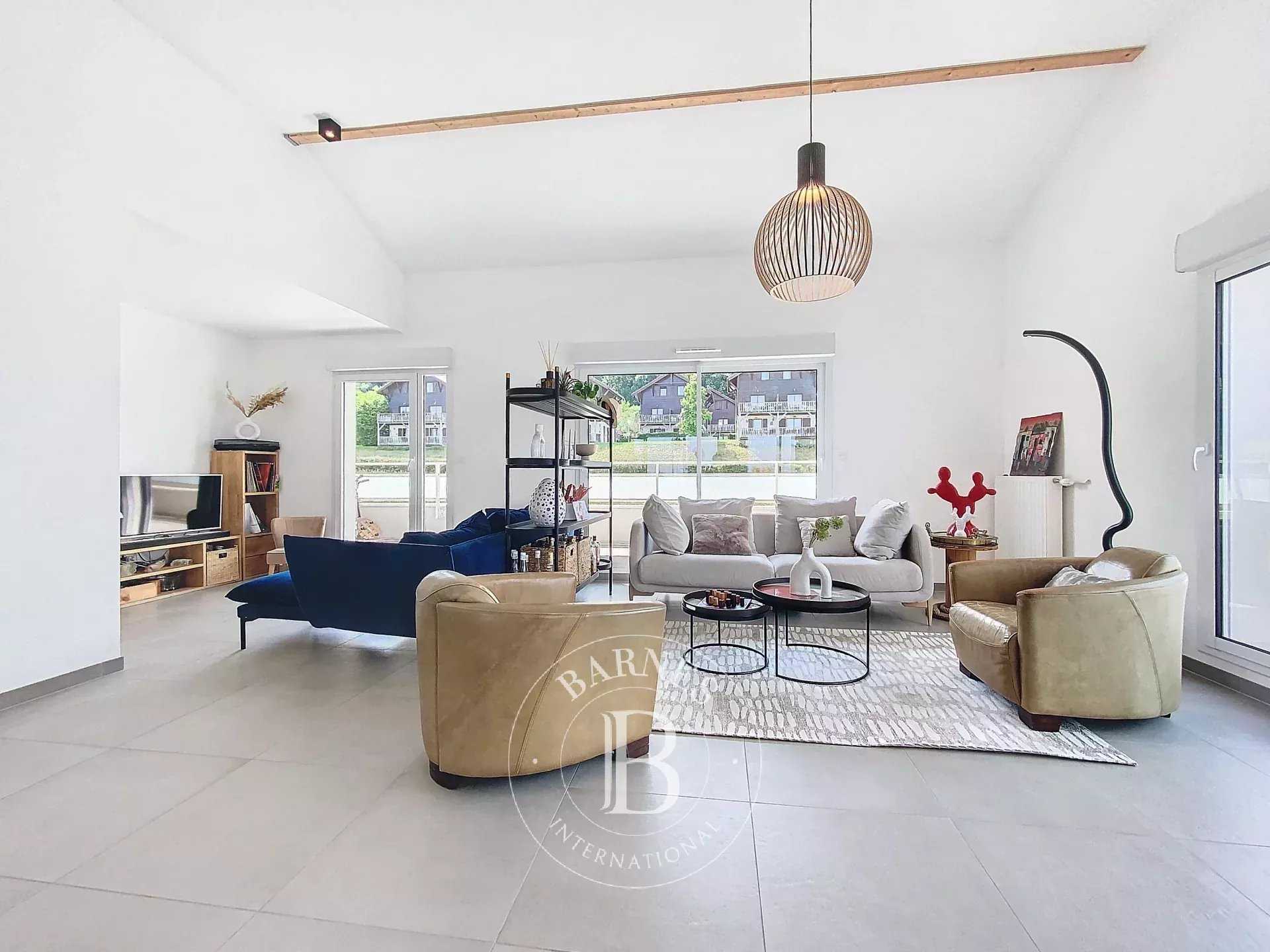 Évian-les-Bains  - Appartement 5 Pi&egrave;ces 4 Chambres