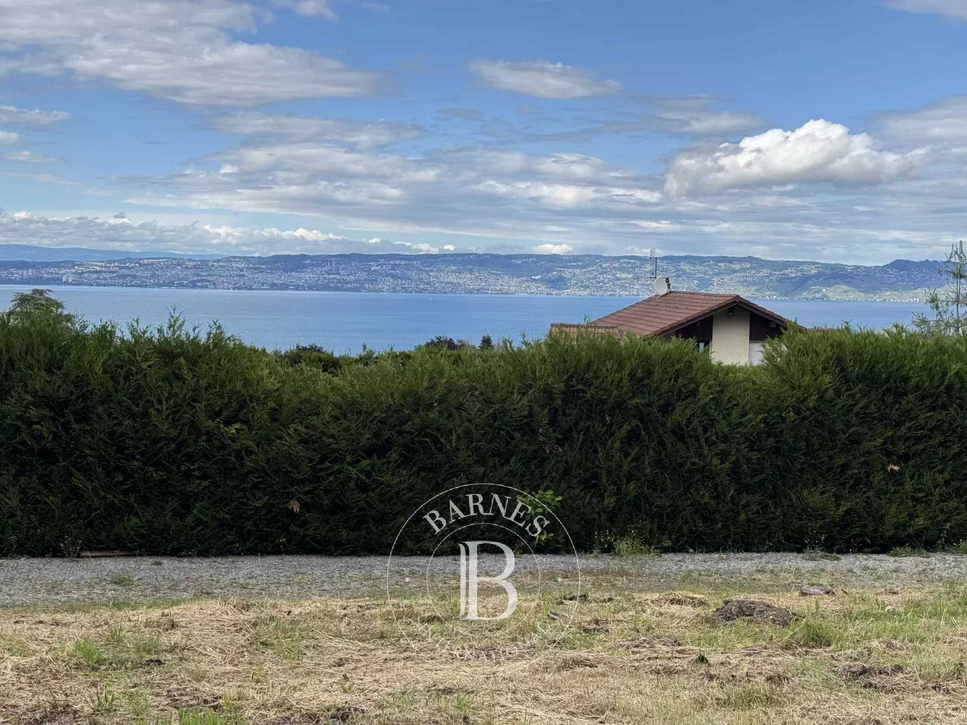 Neuvecelle  - Terrain constructible 