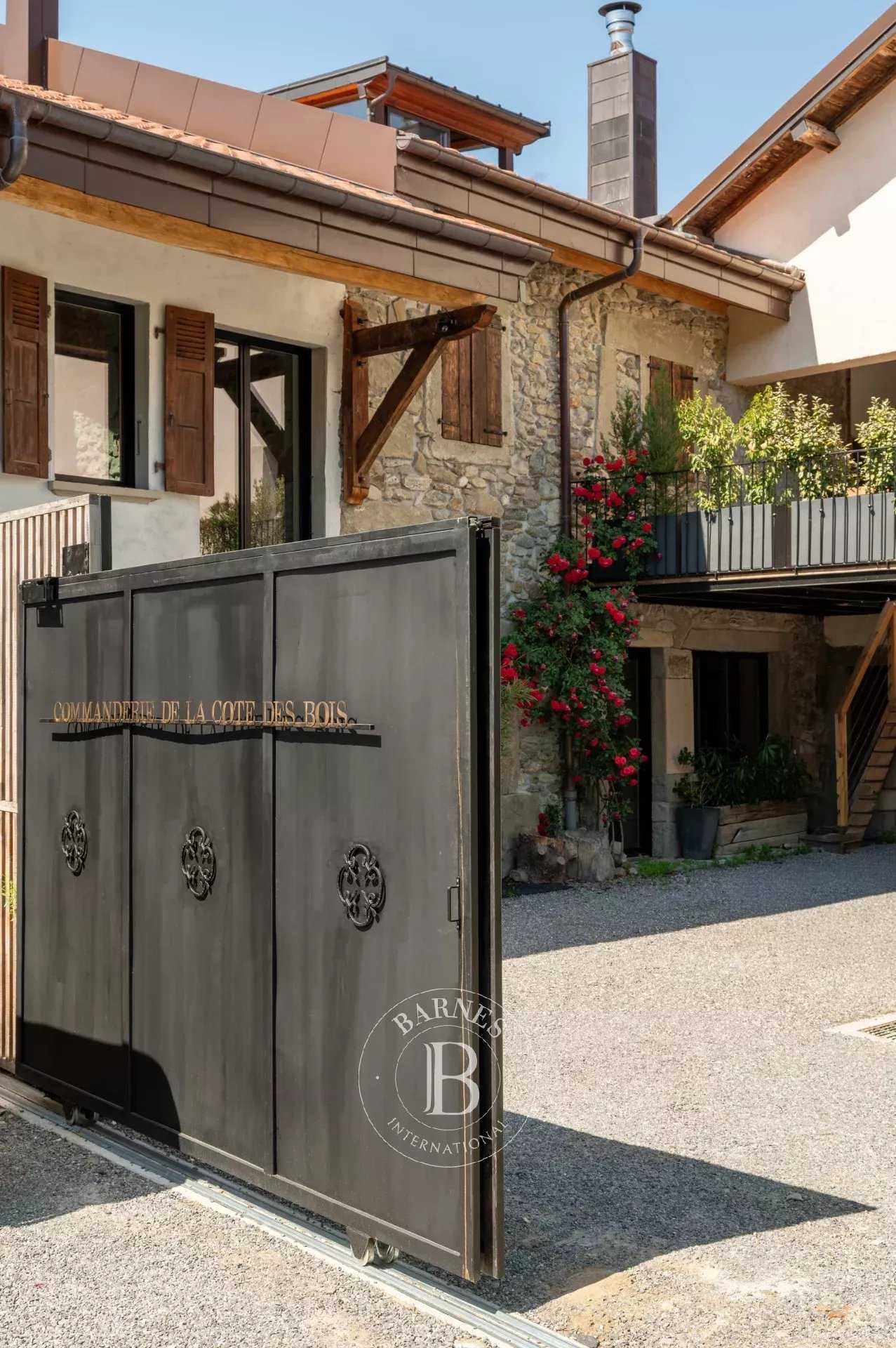 Sciez  - Maison 10 Pi&egrave;ces 5 Chambres