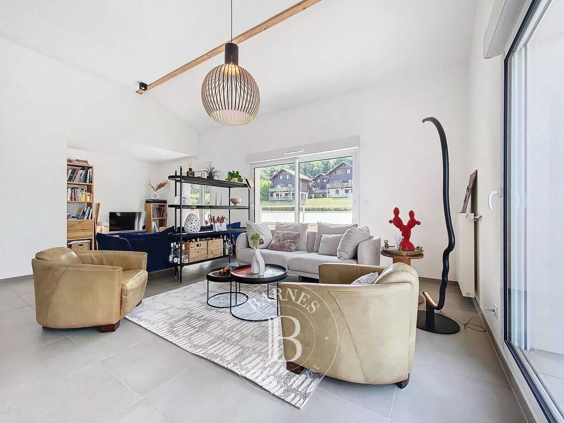 Évian-les-Bains  - Appartement 5 Pi&egrave;ces 4 Chambres