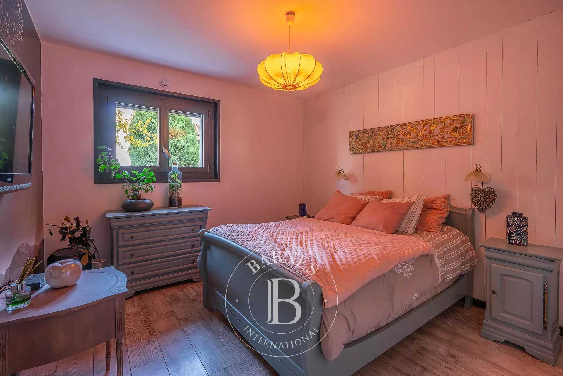 Lugrin  - House 5 Bedrooms