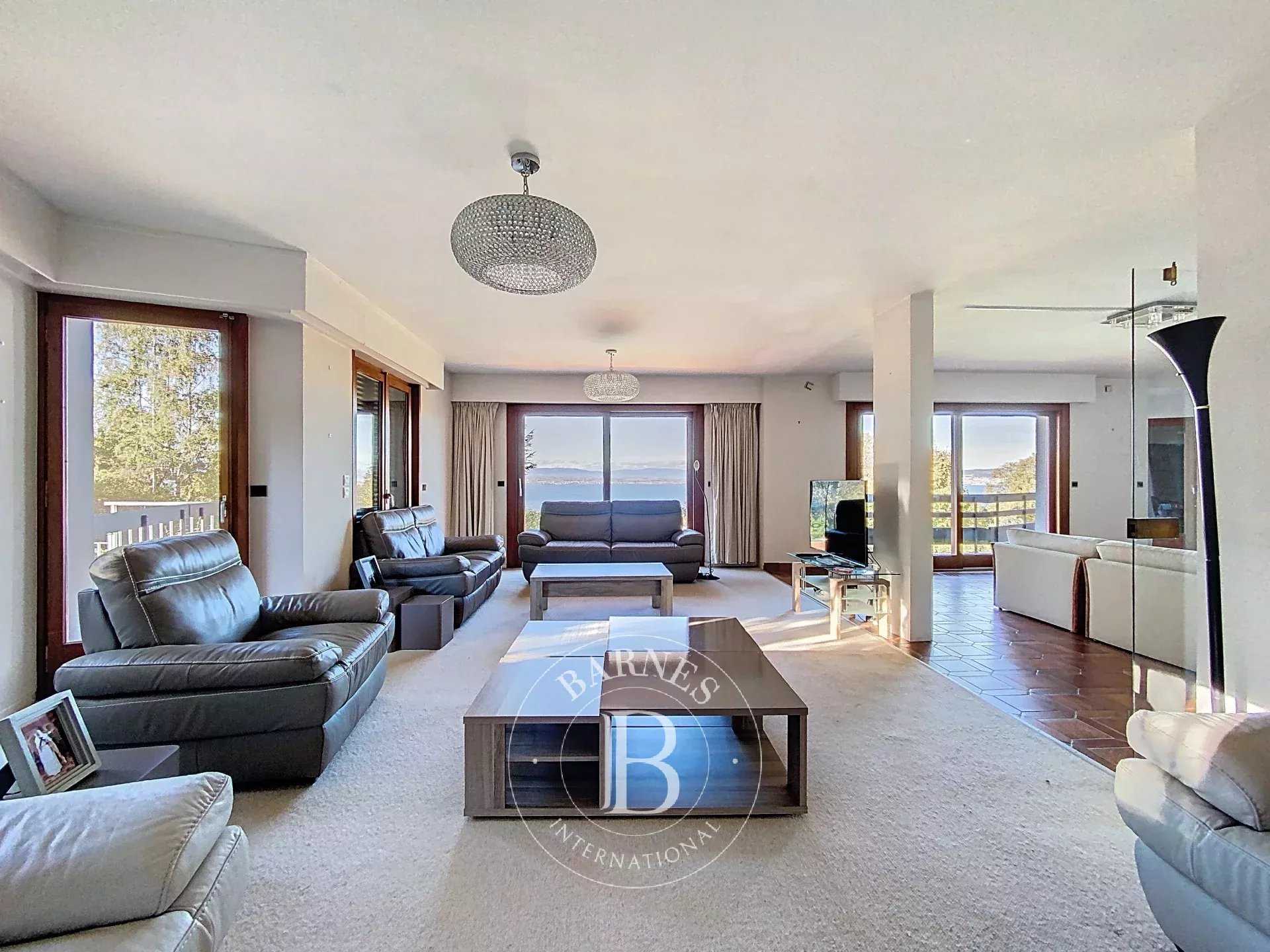 Publier  - Maison 6 Pi&egrave;ces 5 Chambres