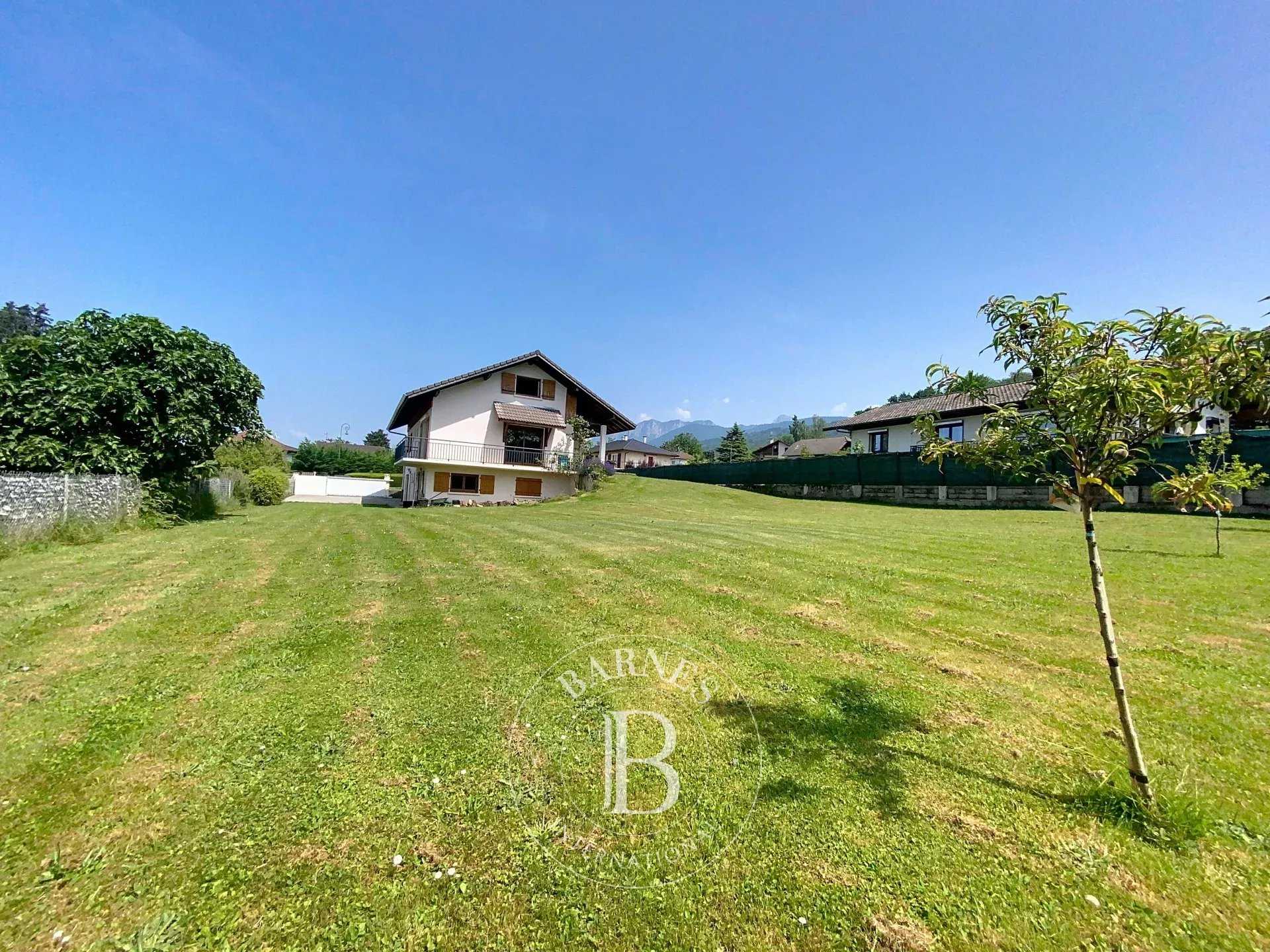 Neuvecelle  - House 5 Bedrooms