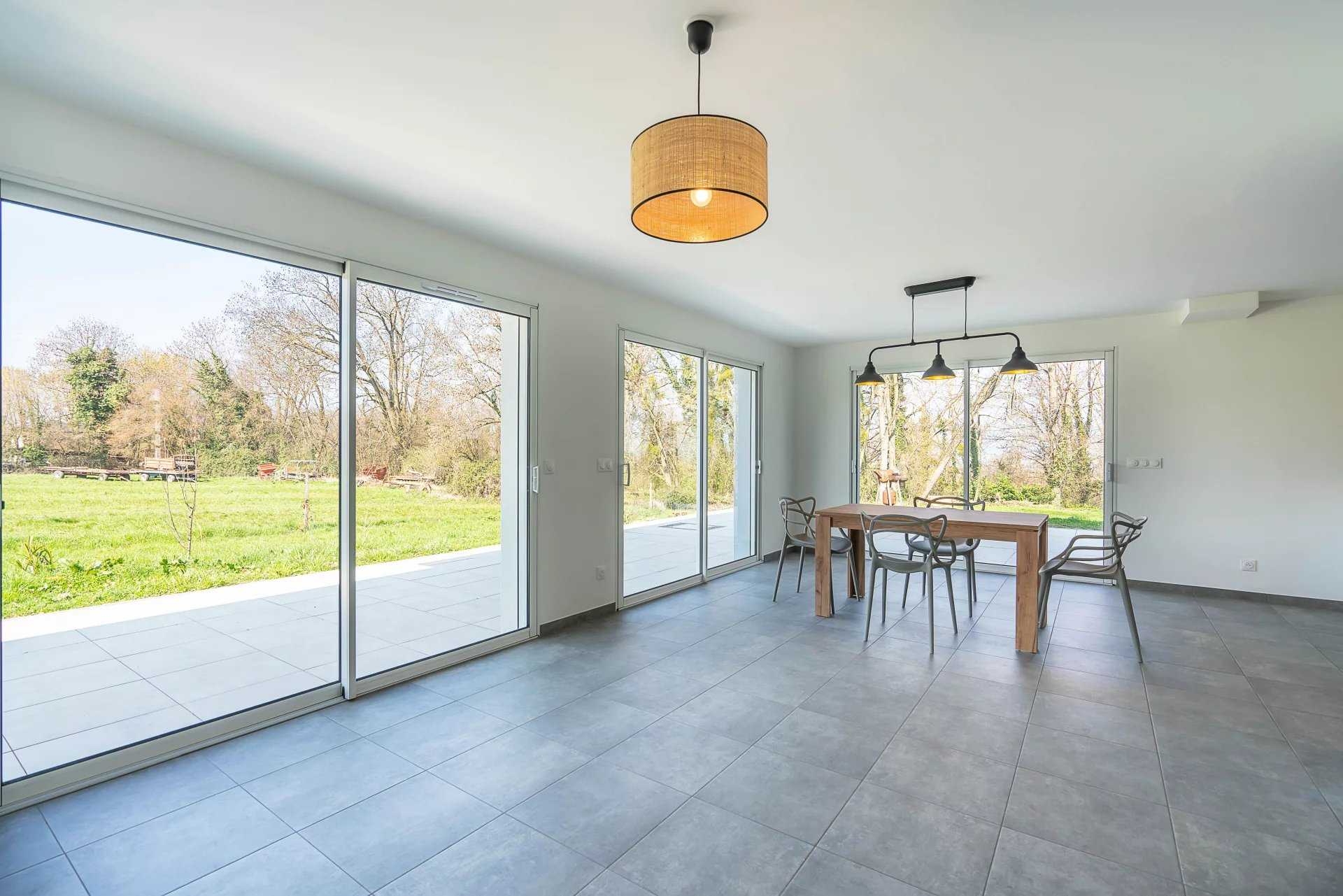 Anthy-sur-Léman  - Maison 5 Pi&egrave;ces 3 Chambres