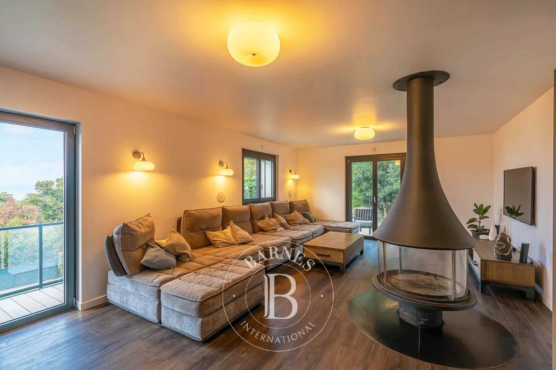 Lugrin  - House 5 Bedrooms