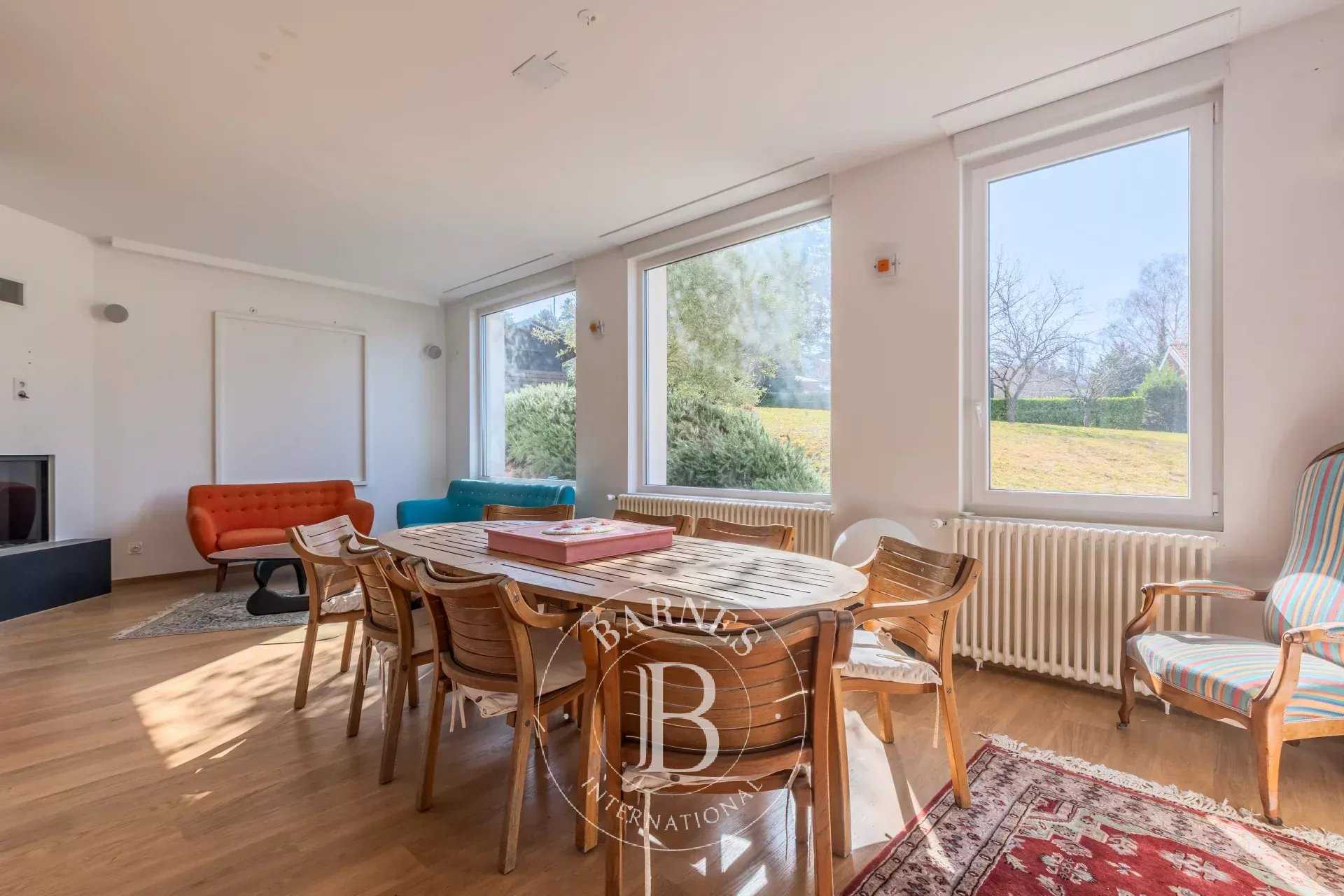 Évian-les-Bains  - Propriété 13 Pi&egrave;ces 6 Chambres