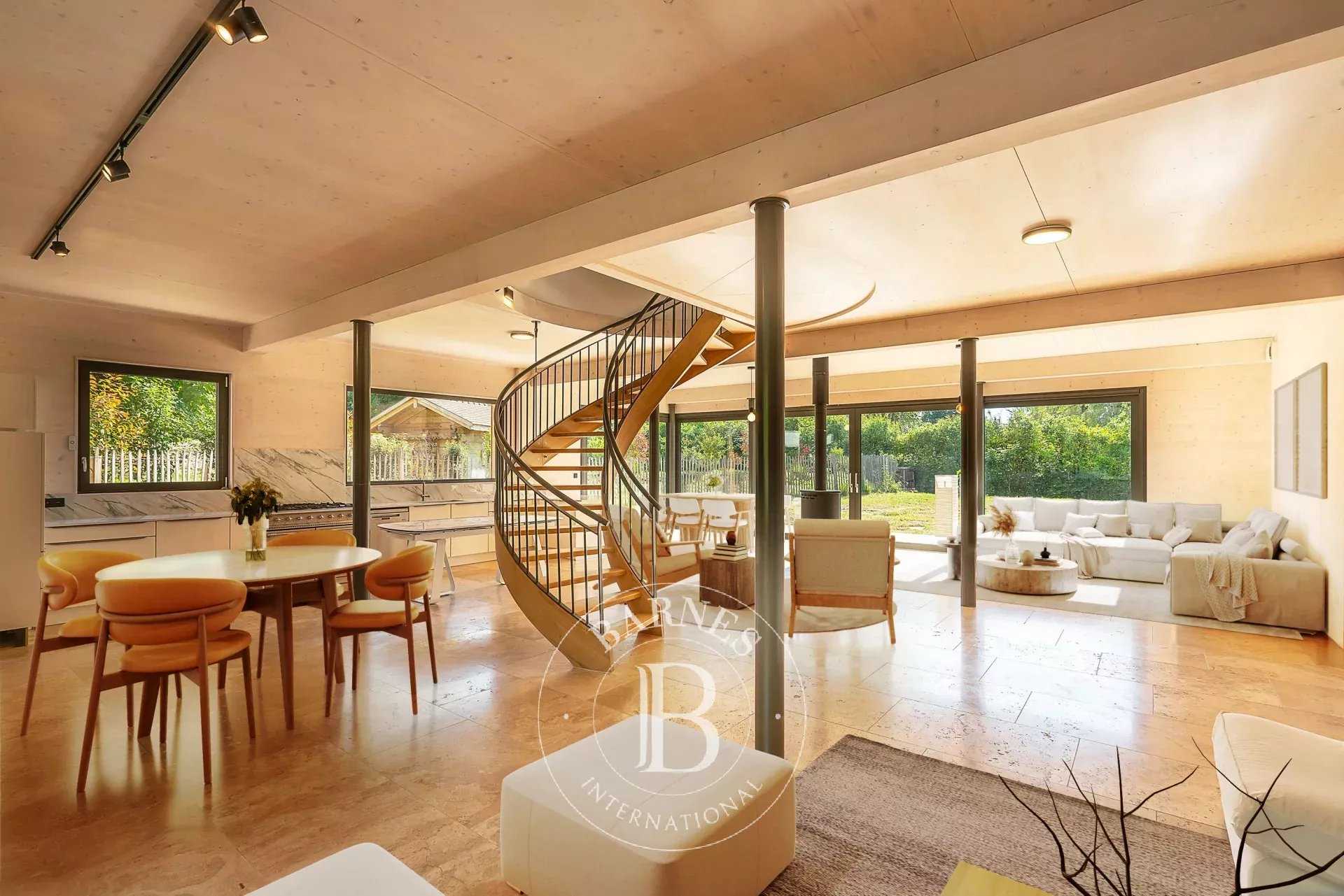 Évian-les-Bains  - House 8 Bedrooms