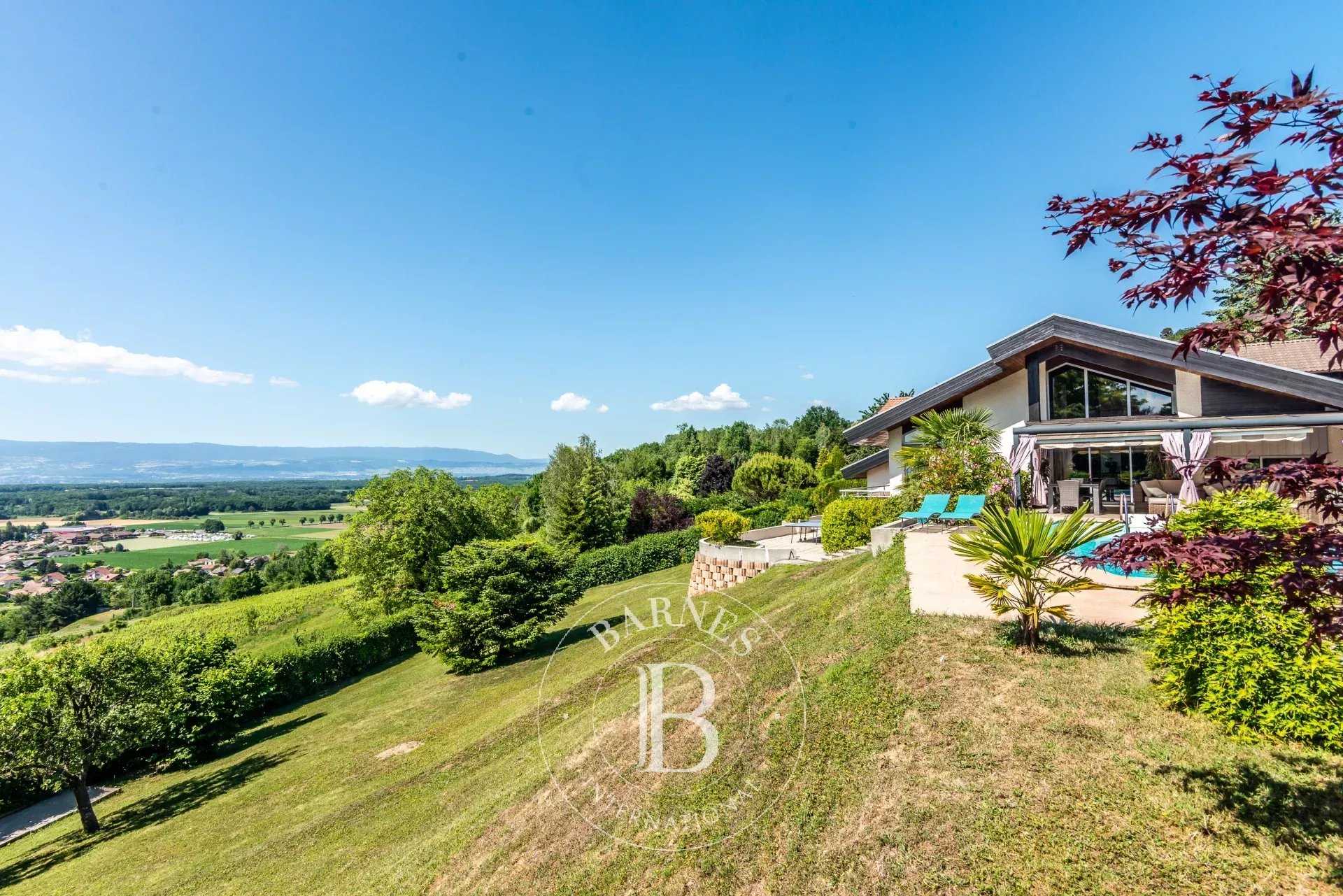 Maison Ballaison