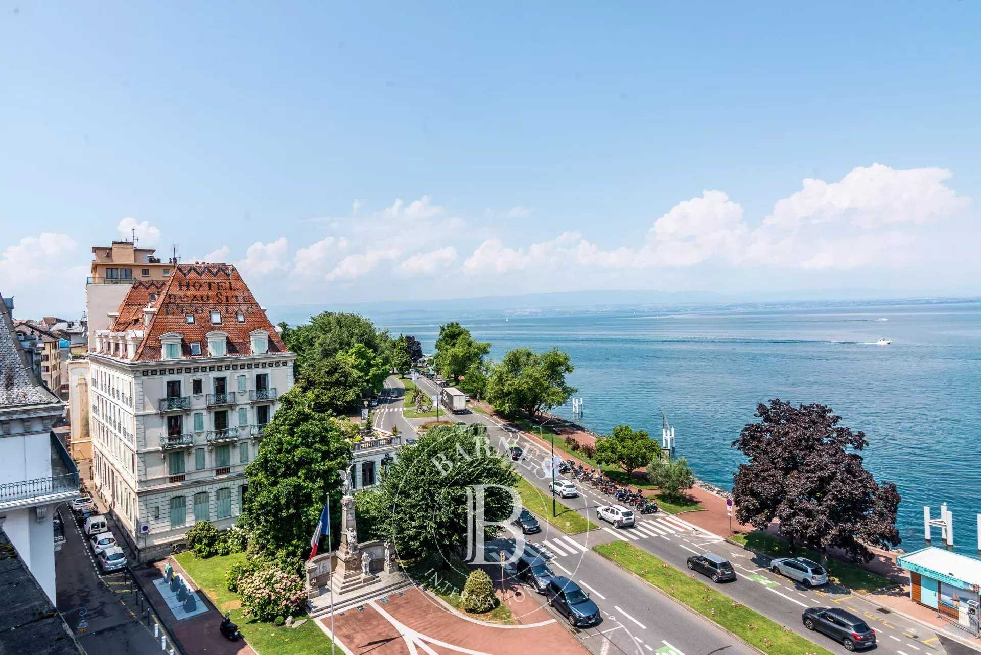 Appartement Évian-les-Bains  -  ref 7072149 (picture 2)