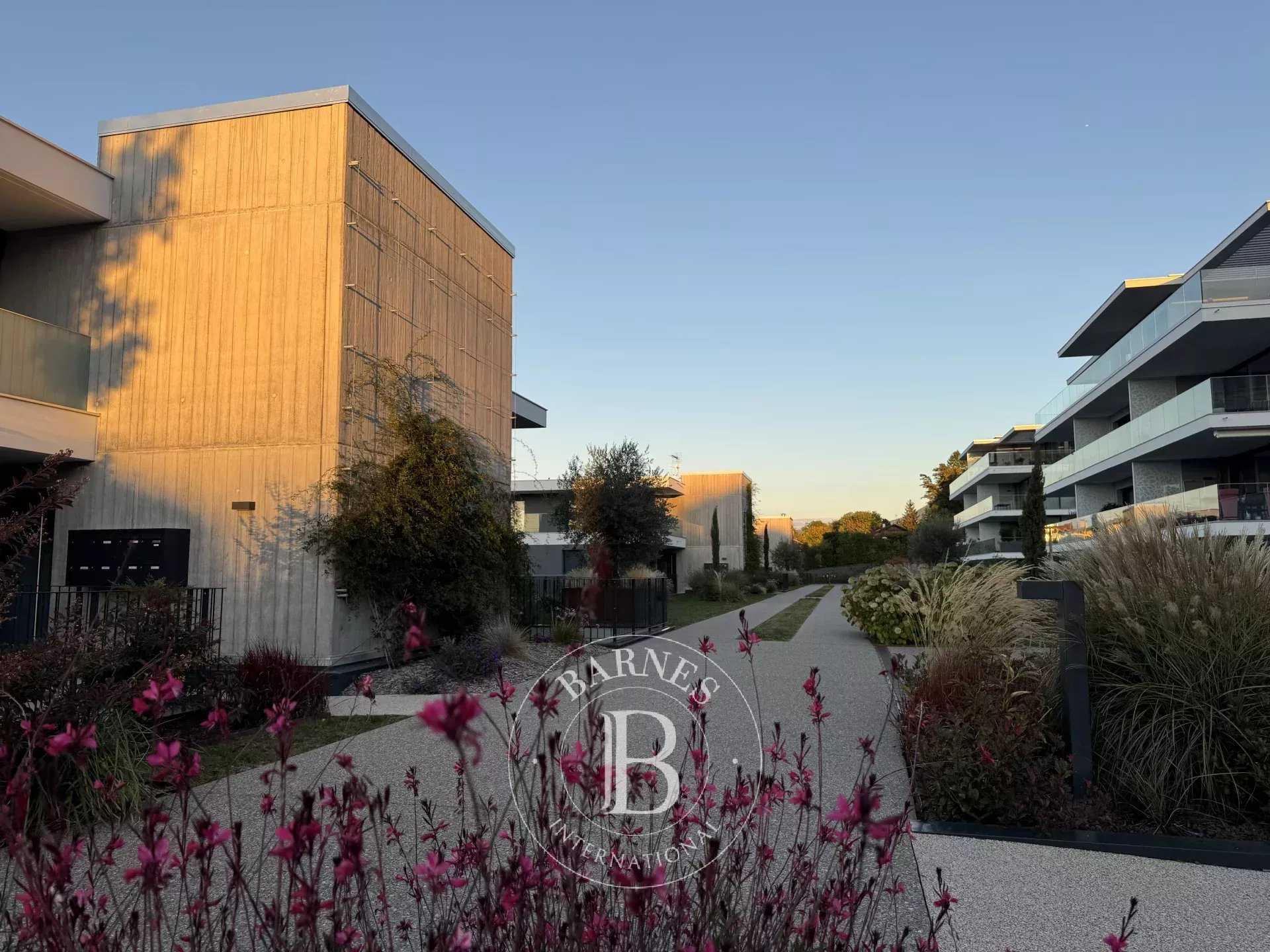 Appartement Évian-les-Bains  -  ref 86197382 (picture 3)