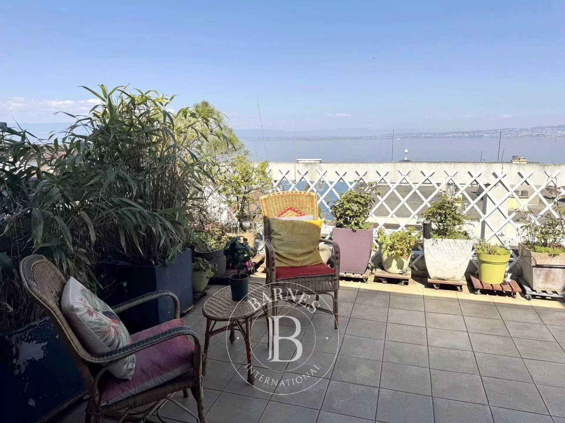 Appartement Évian-les-Bains  -  ref 85779175 (picture 3)