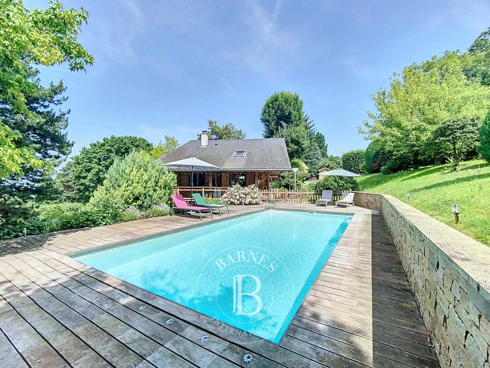 Maison Lugrin  -  ref 84985852 (picture 1)