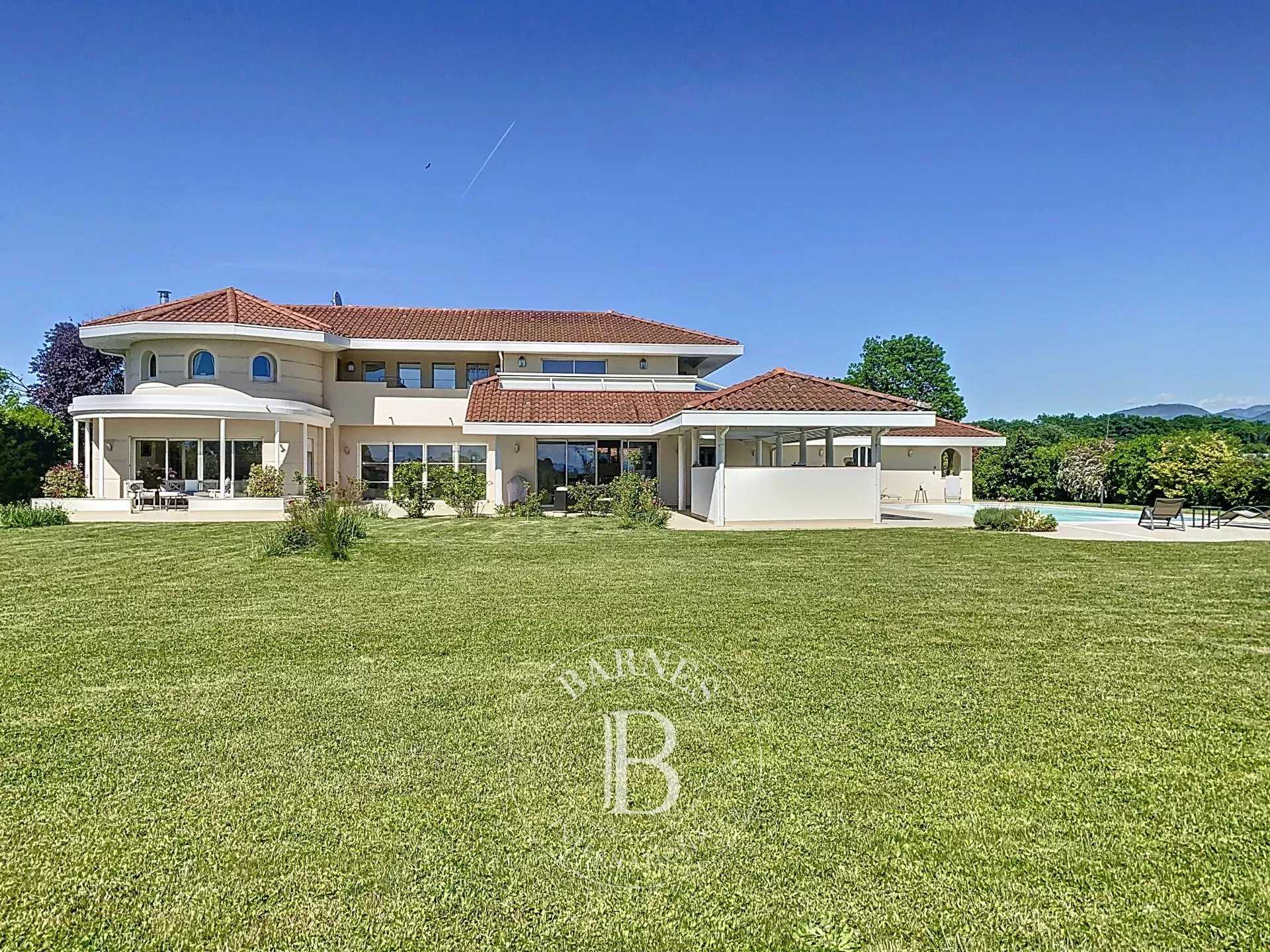 Maison Veigy-Foncenex  -  ref 84193962 (picture 1)