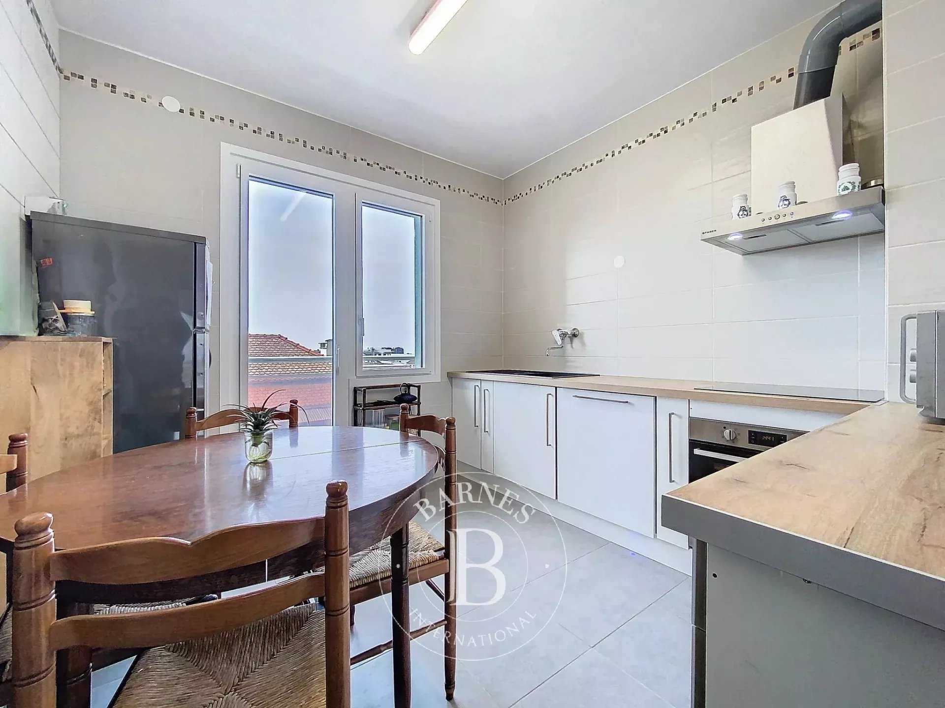 Appartement Thonon-les-Bains  -  ref 85860413 (picture 2)