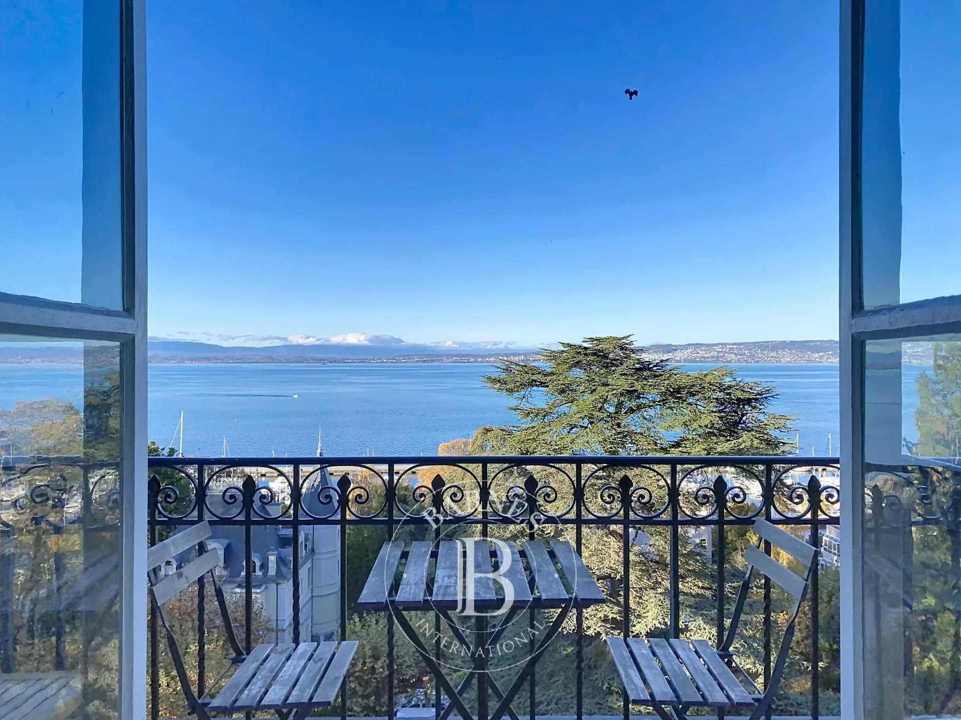 Apartment Évian-les-Bains  -  ref 86383154 (picture 1)