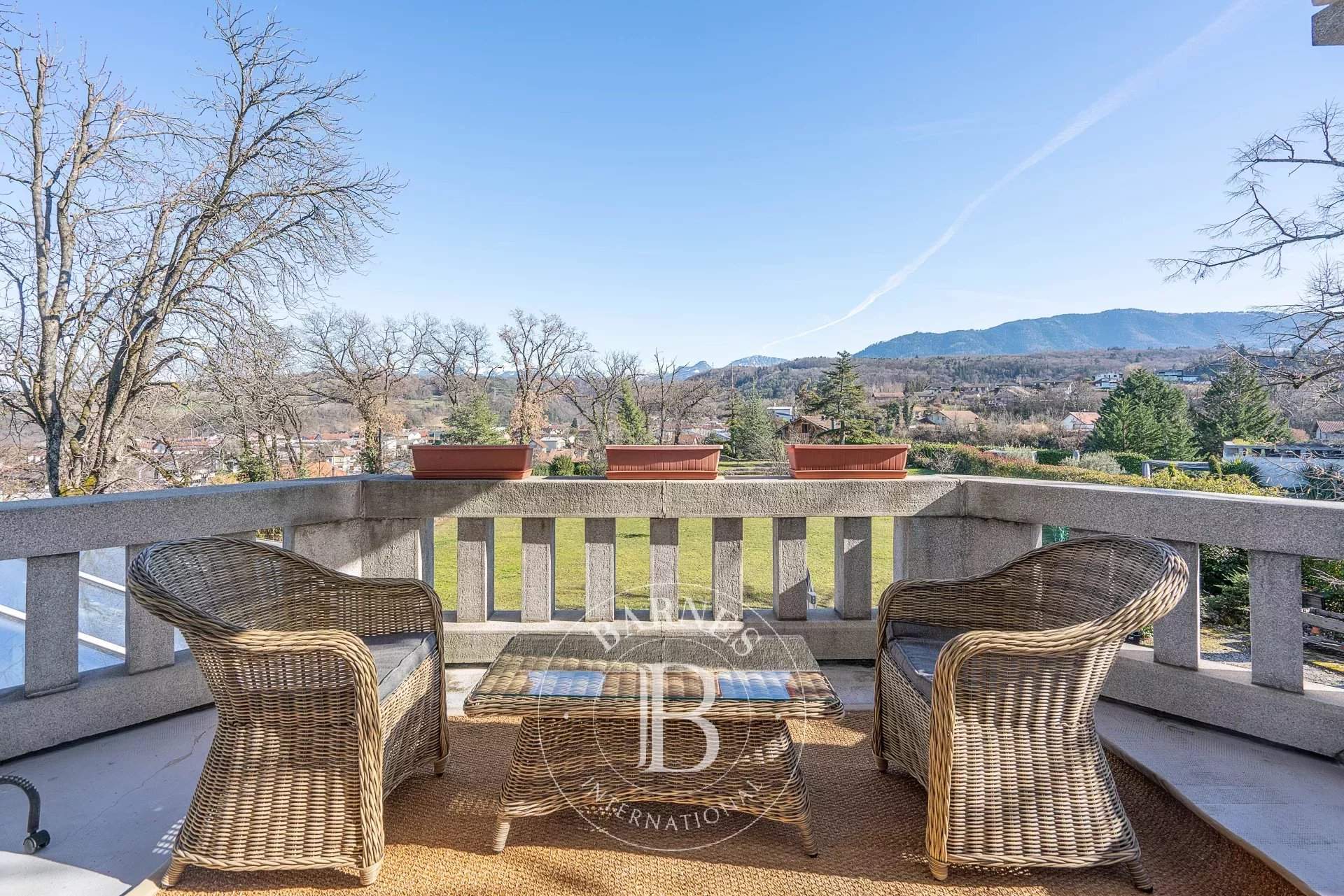 Thonon-les-Bains  - Maison 12 Pi&egrave;ces 5 Chambres - picture 14