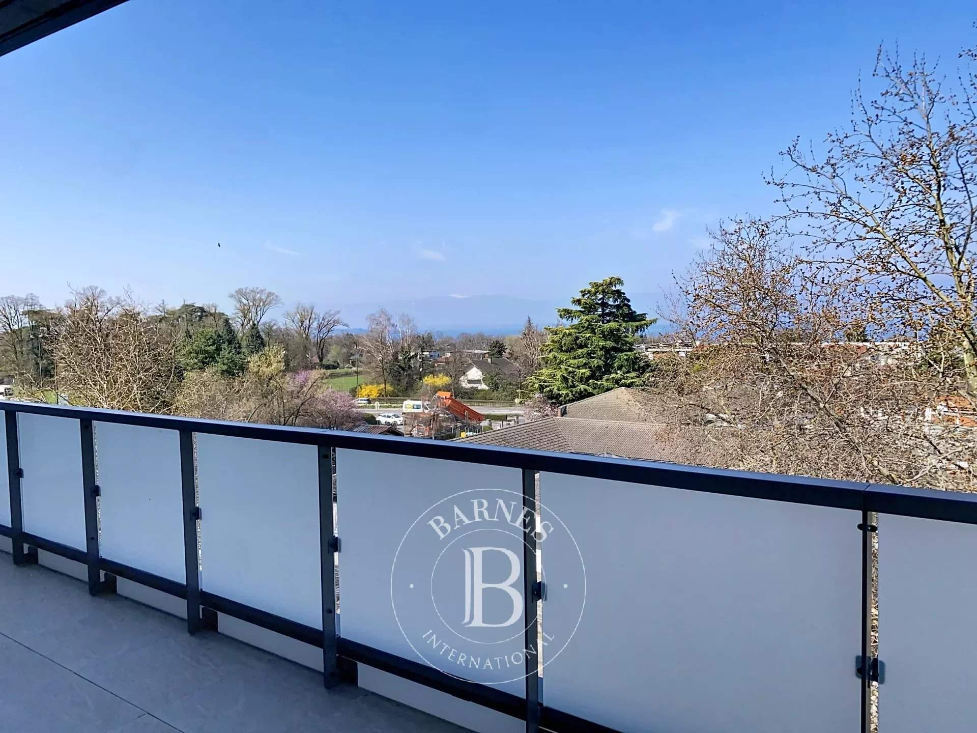 Thonon-les-Bains  - Penthouse 4 Pi&egrave;ces 3 Chambres - picture 2