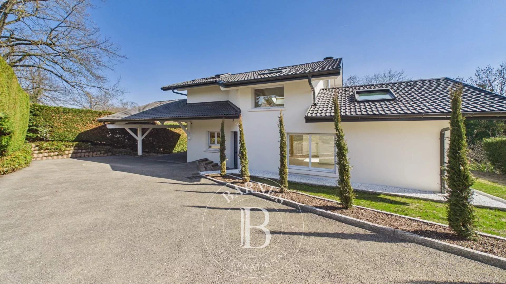 Veigy-Foncenex  - Maison 7 Pi&egrave;ces 5 Chambres - picture 1